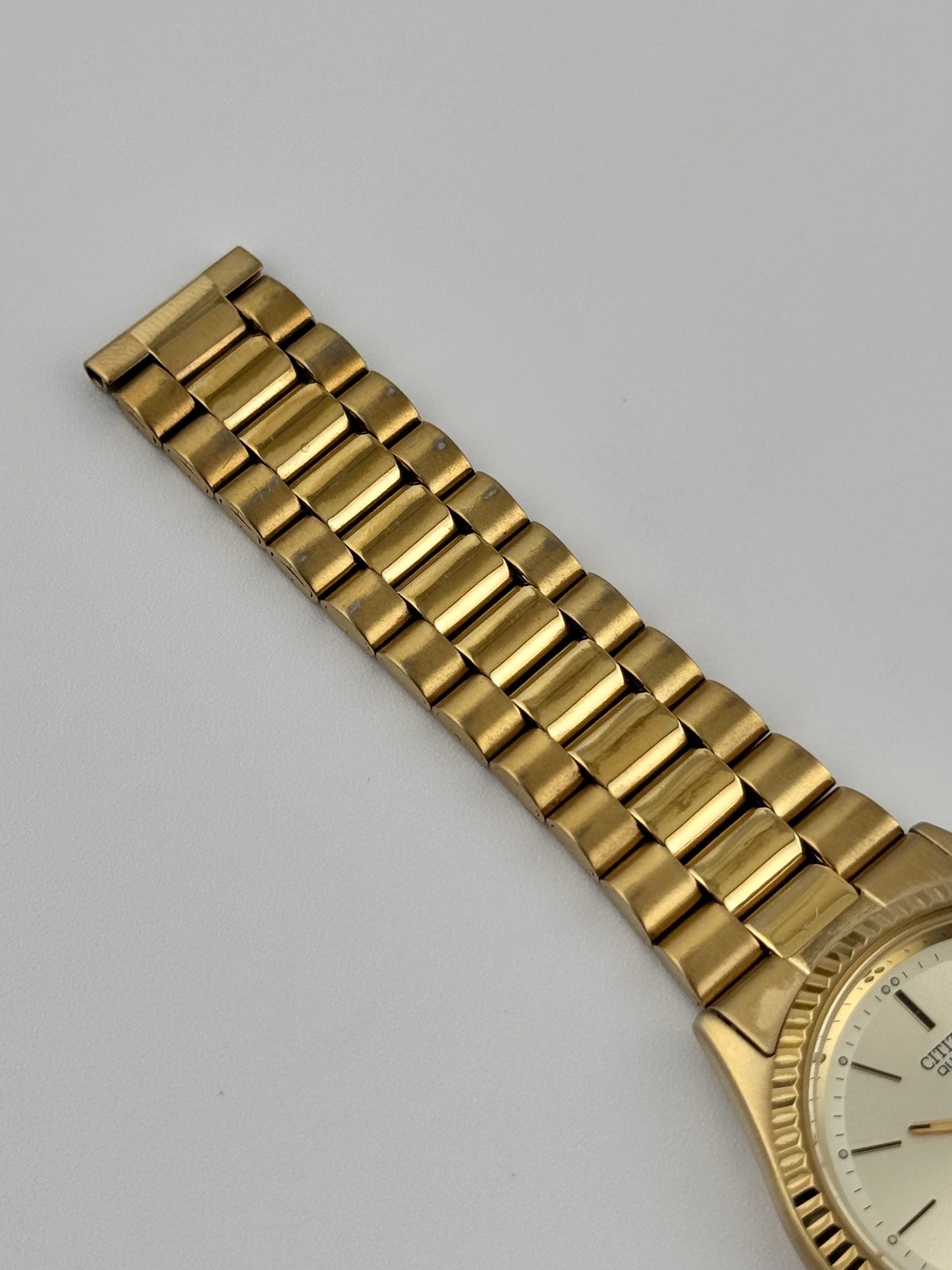 Citizen CQ Quartz Day-Date Sunburst Dial