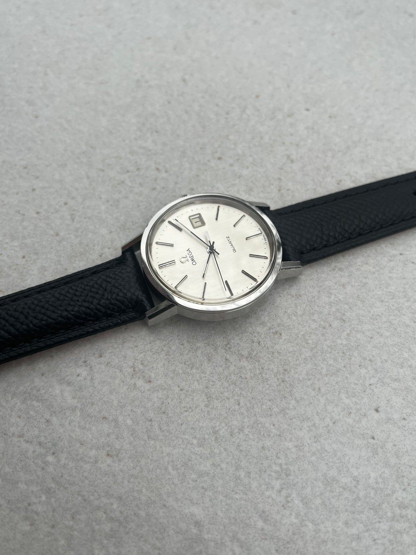 Omega Quartz Date 196.0160