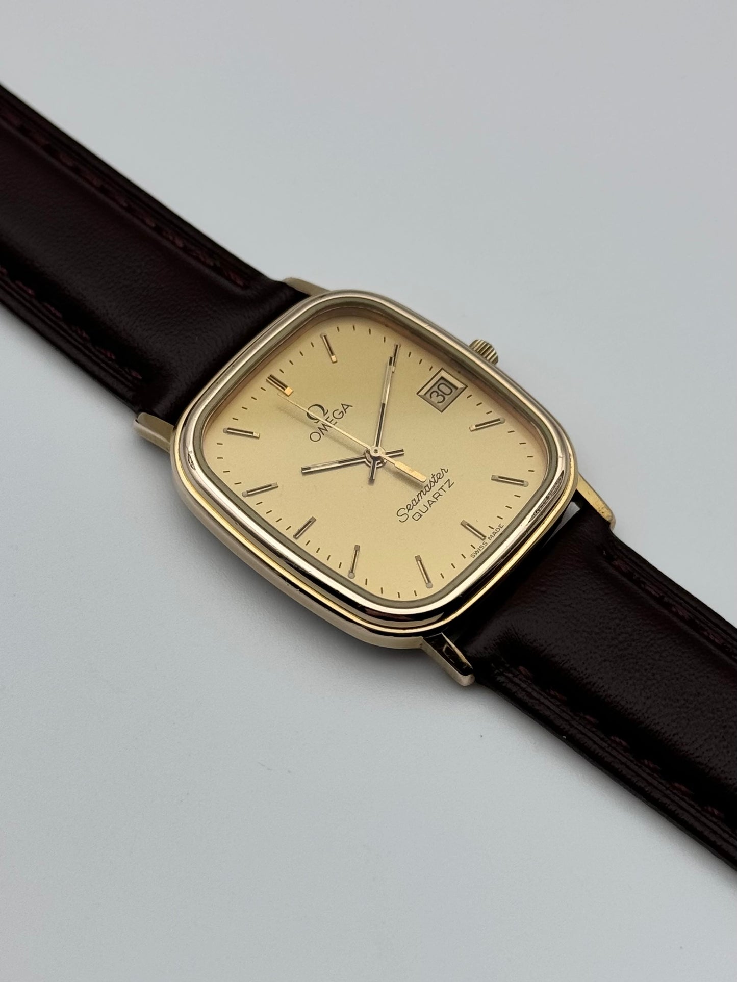 Omega Seamaster Tank Quartz Date 196.0267