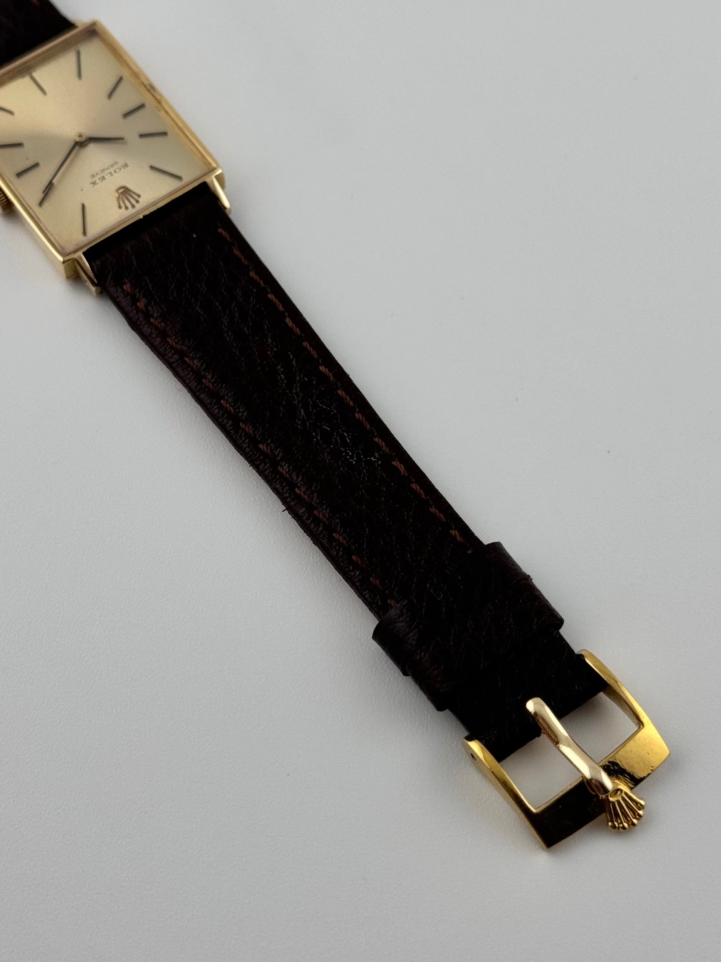 Rolex Cellini Tank Manual Wind - 18K Yellow Gold - 1563