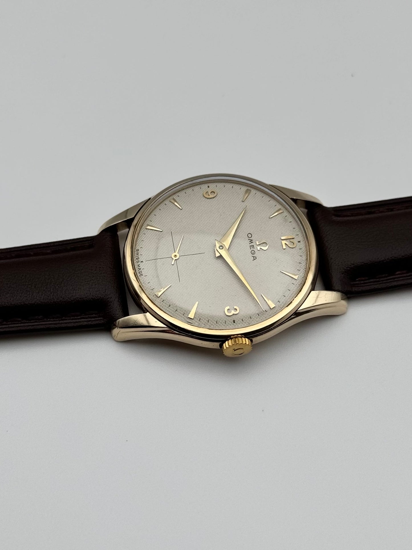 Omega Manual Wind Sub Seconds 9ct Solid Gold 13339 - Rare Waffle Dial