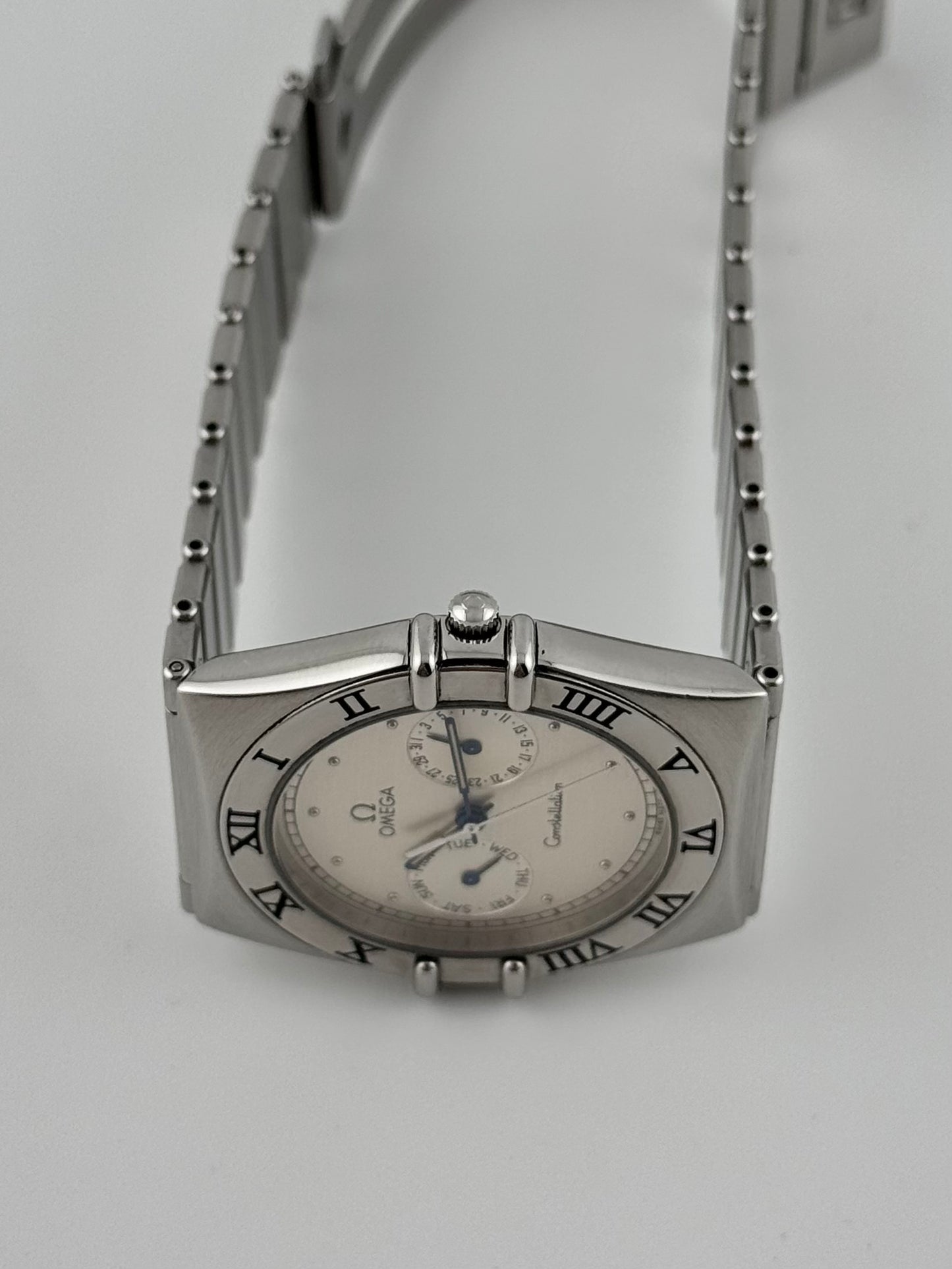 Omega Constellation Quartz Day Date 396.1070