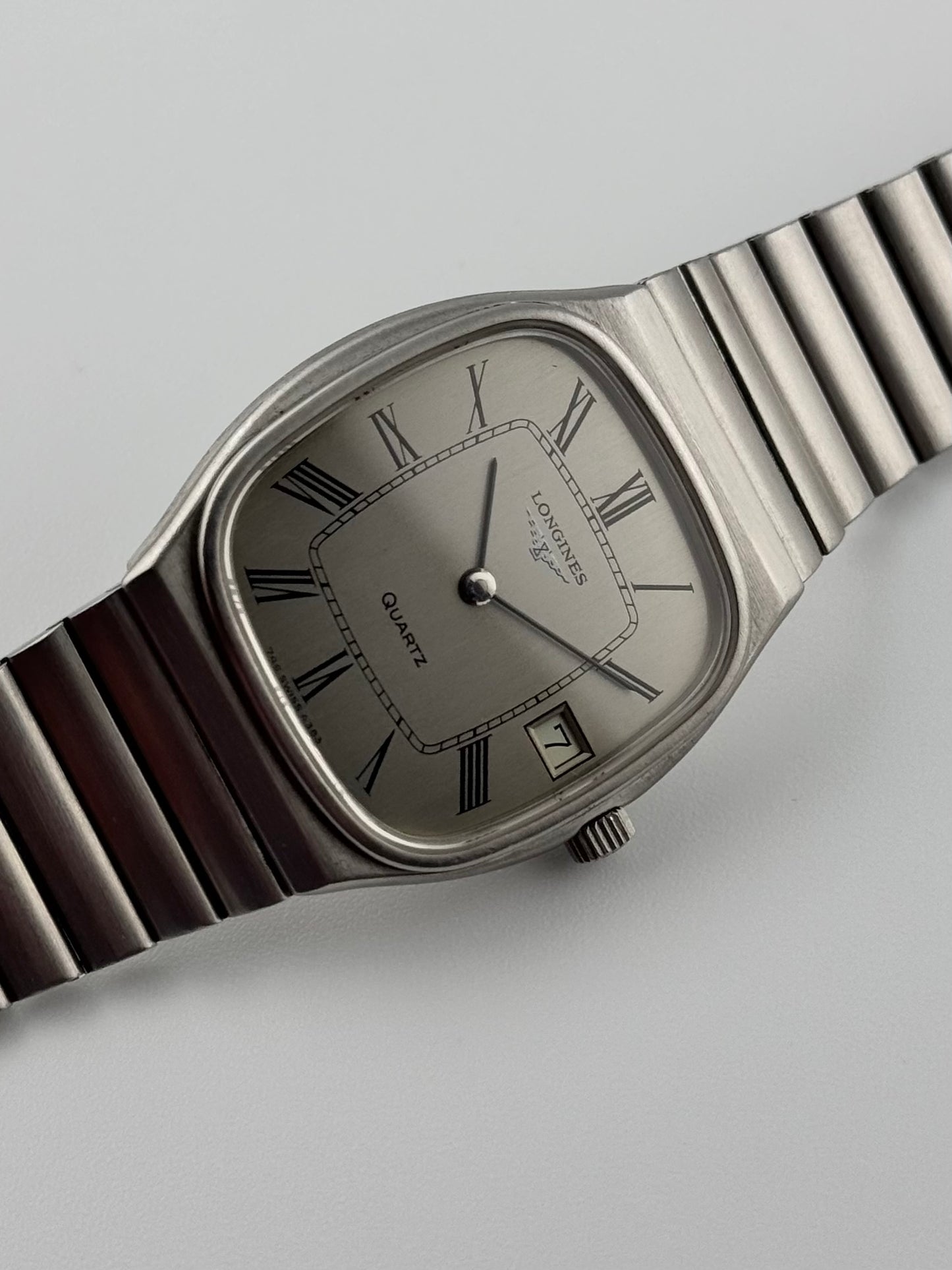 Longines Quartz Date - Integrated Bracelet