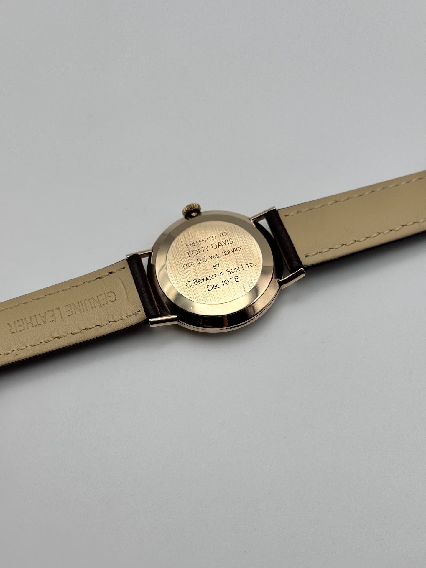 Omega Geneve Manual Wind 9ct Gold 132.5017