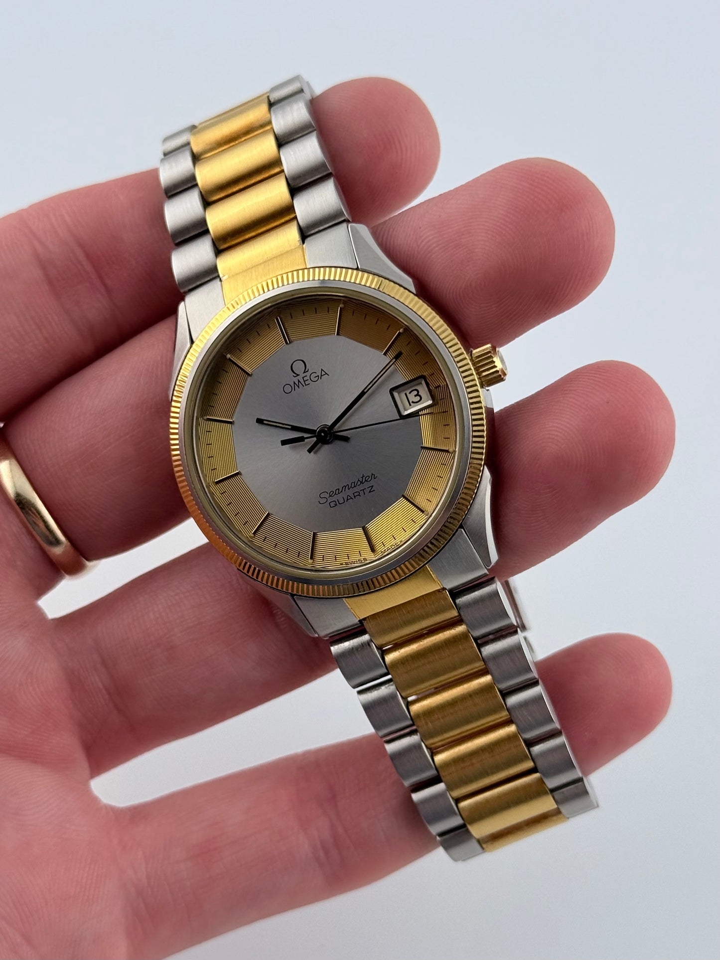 Omega Seamaster Quartz Date - 196.0189 - Rare Pie-Pan Dial