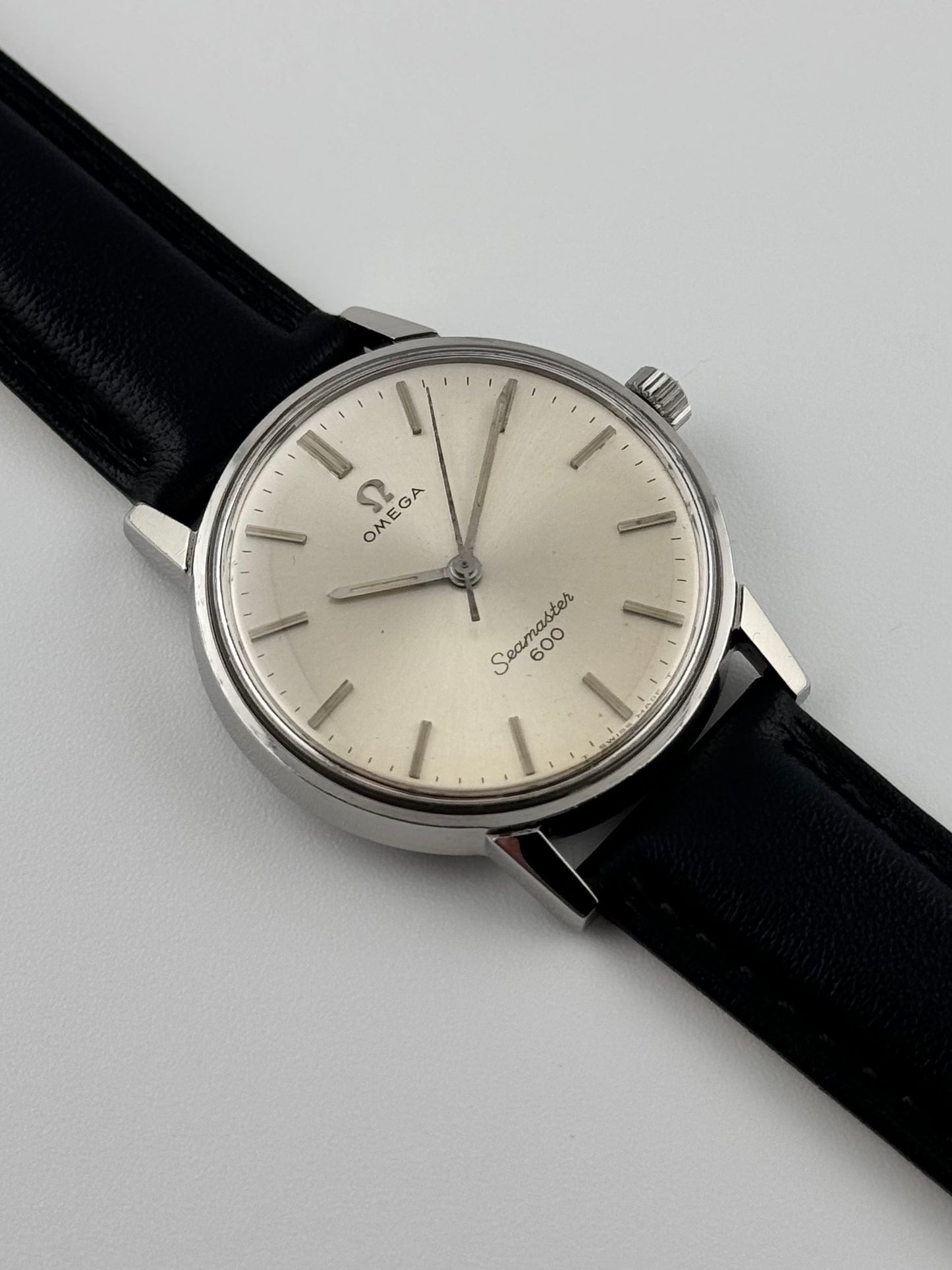 Omega Seamaster 600 Manual Wind - 135.011