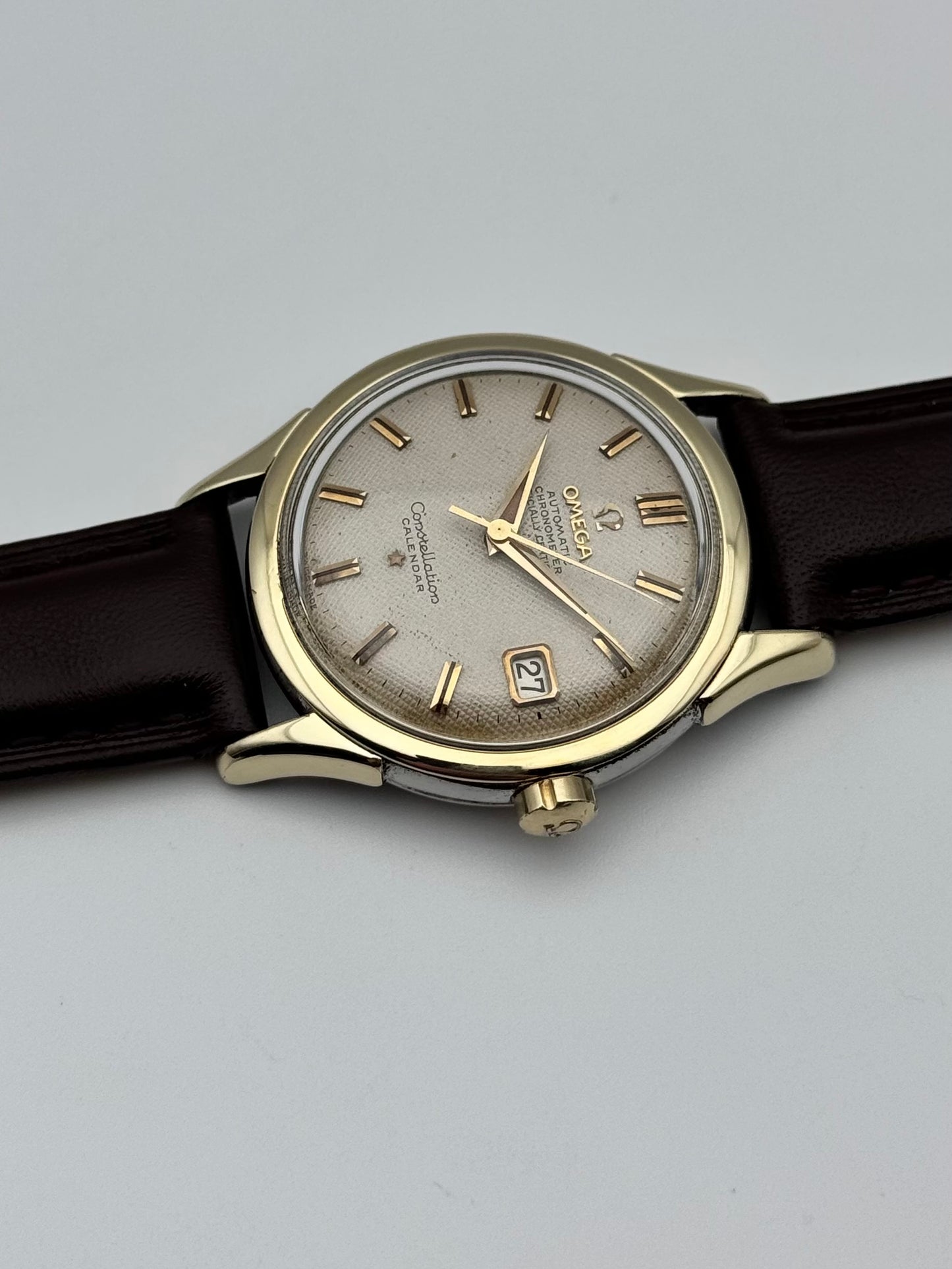 Omega Constellation Calendar Chronometer Automatic - Ultra Rare Honeycomb Dial - 2852-2 SC