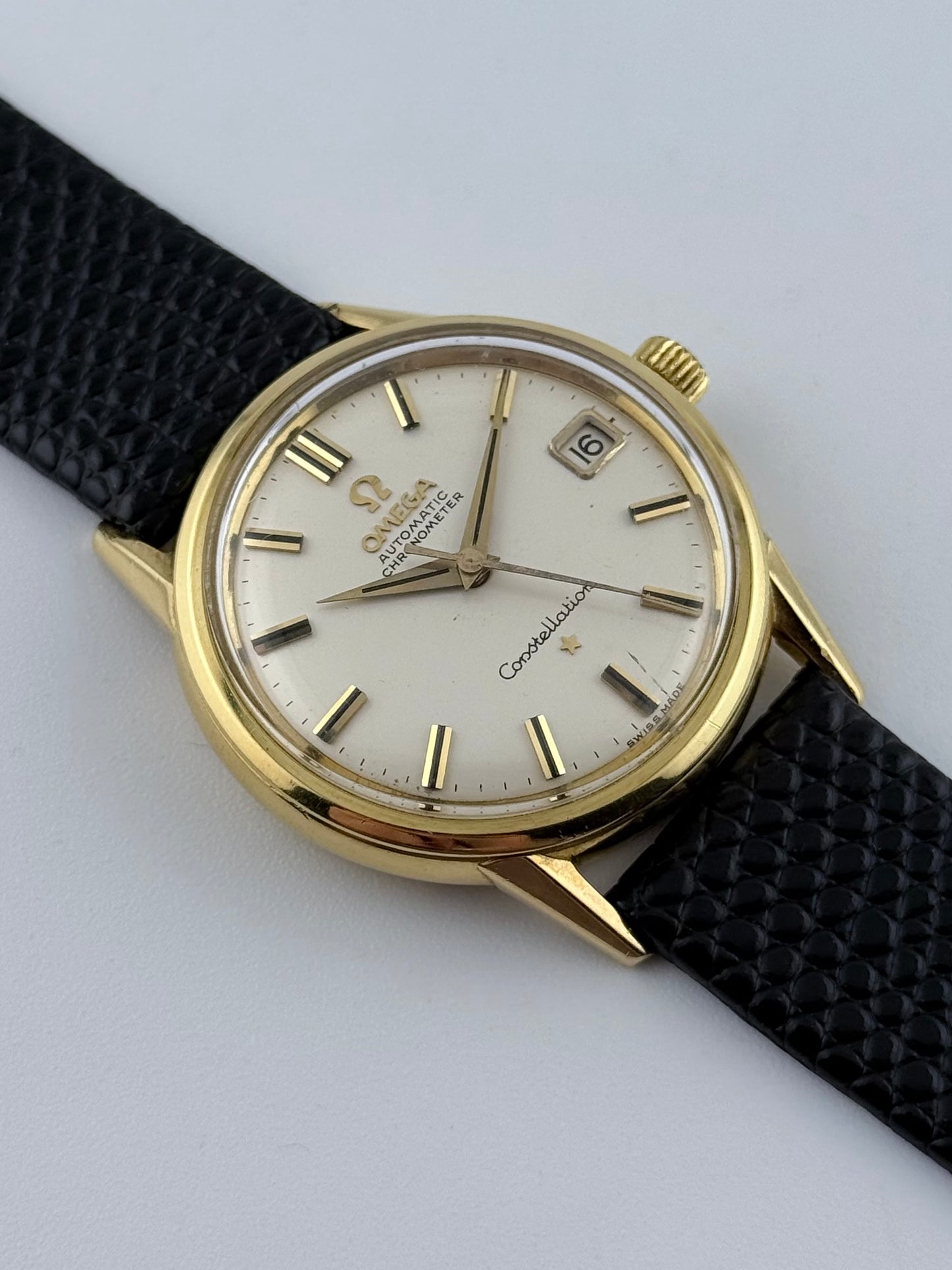 Omega Constellation Chronometer Automatic Date - 886 - Solid 18ct Gold - Rare