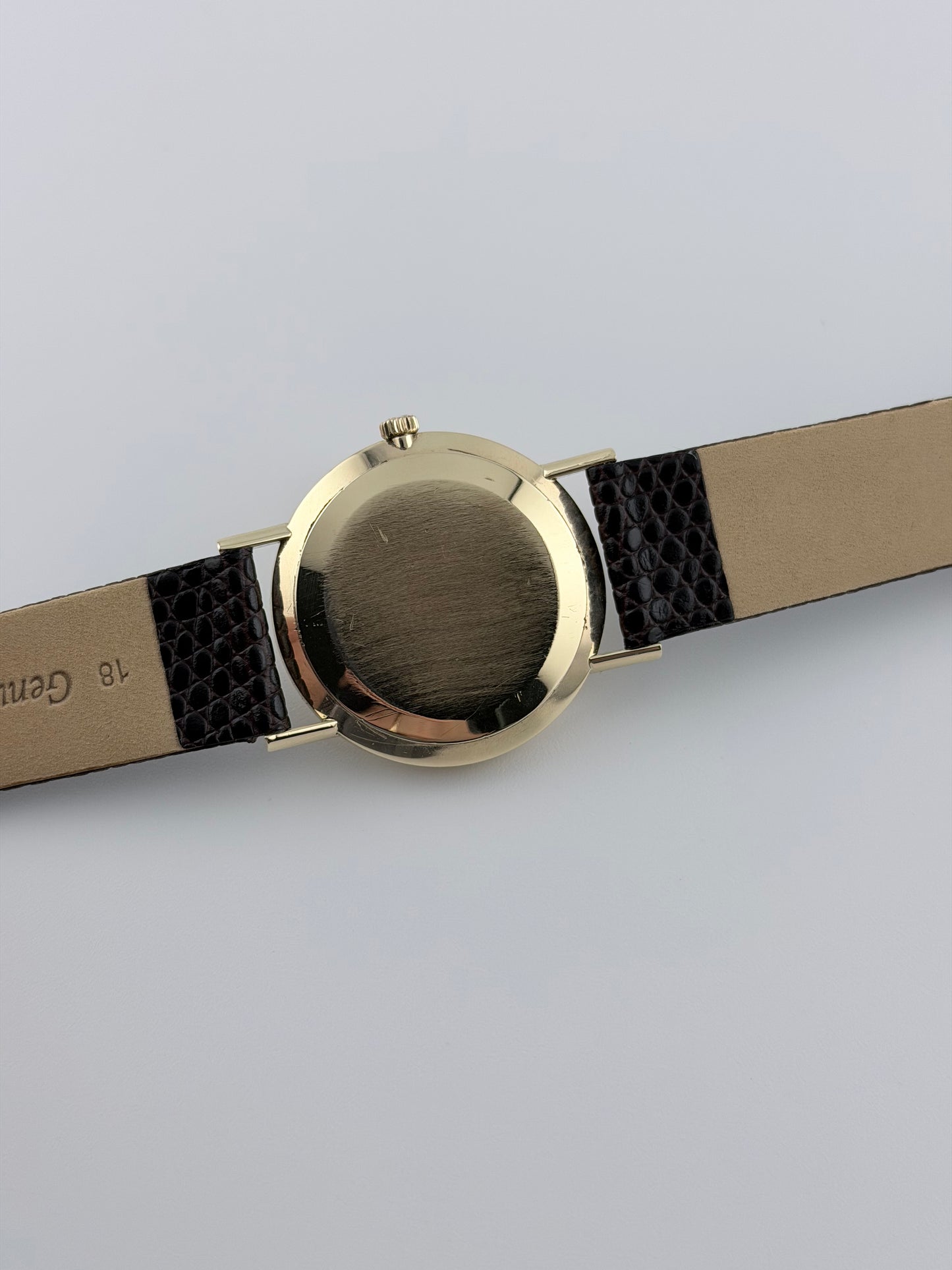 Omega Geneve Manual Wind 9ct Gold - 132.5017