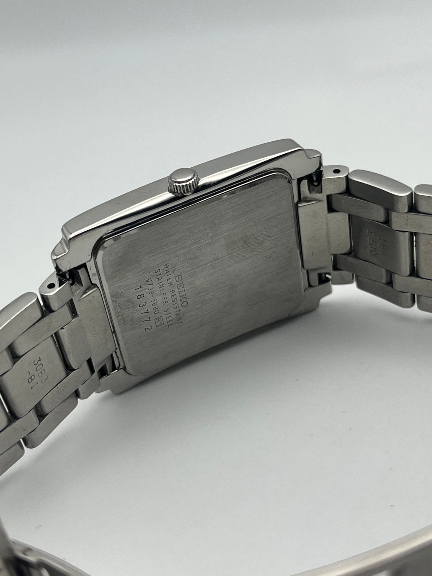 Seiko Tank Quartz date - V739-5880