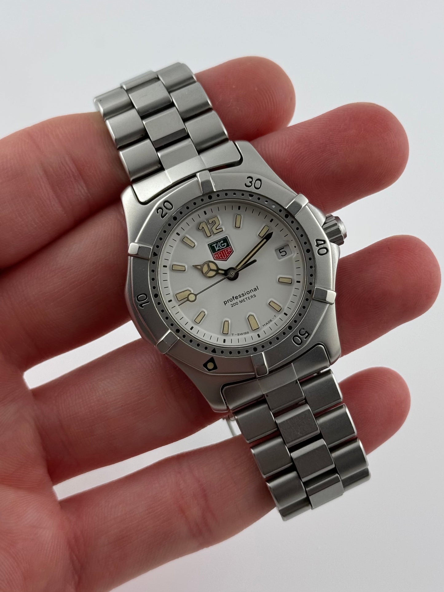 Tag Heuer Professional 200 Quartz Date - WK1211