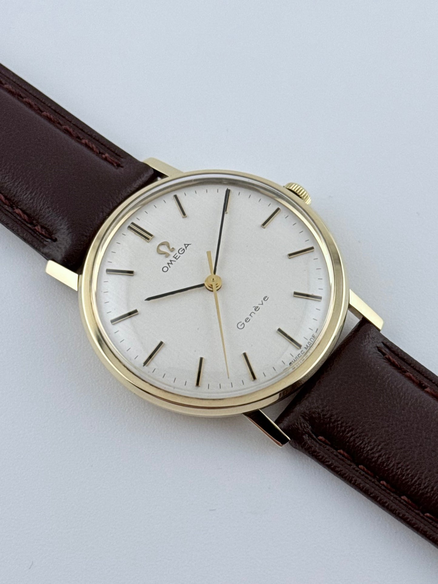 Omega Geneve Manual Wind 9ct Gold 131.25016