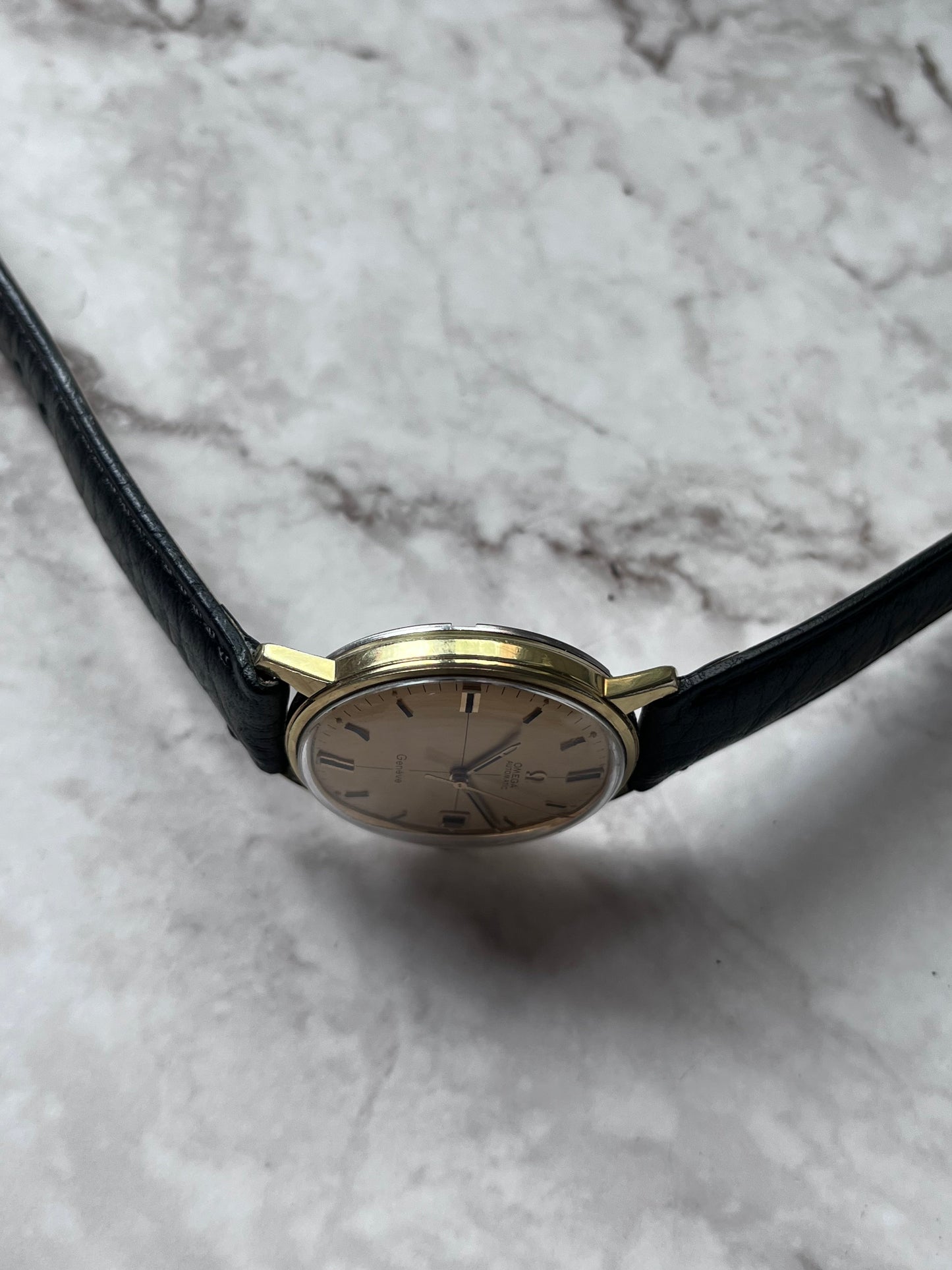 Omega Geneve Automatic Cross Hair Date 166.037