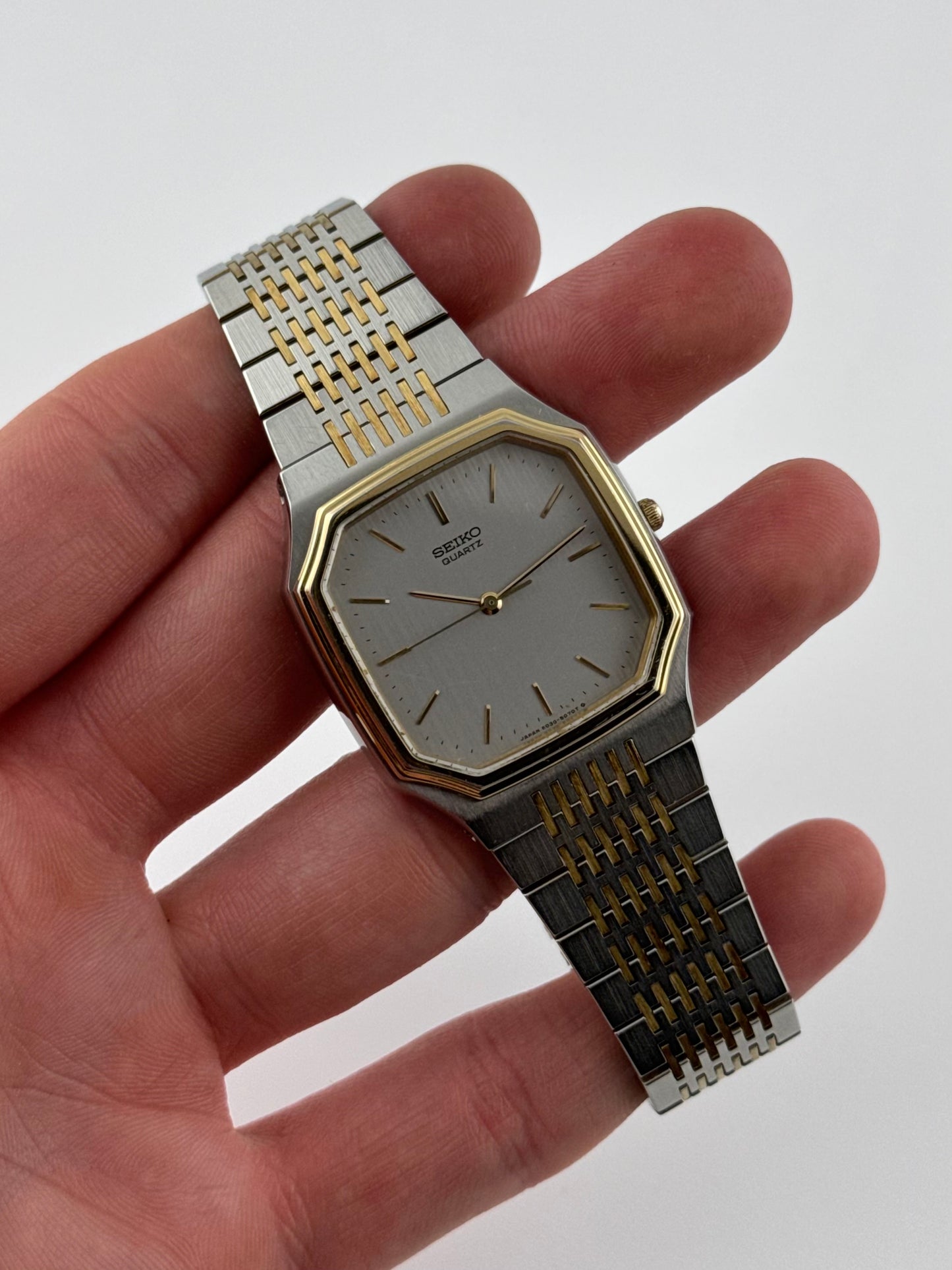 Seiko Quartz Octagonal Textured Dial - 6030-5080