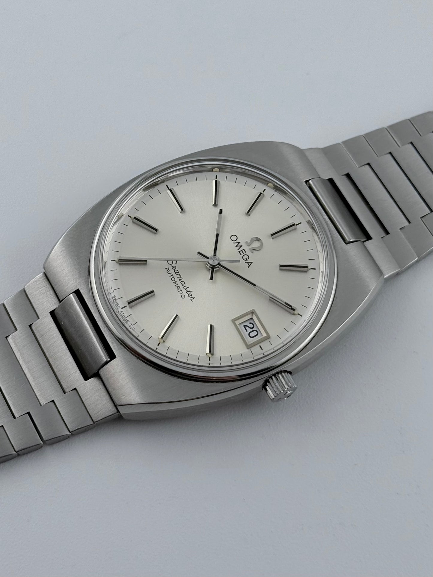 Omega Automatic Date 166.0206.1