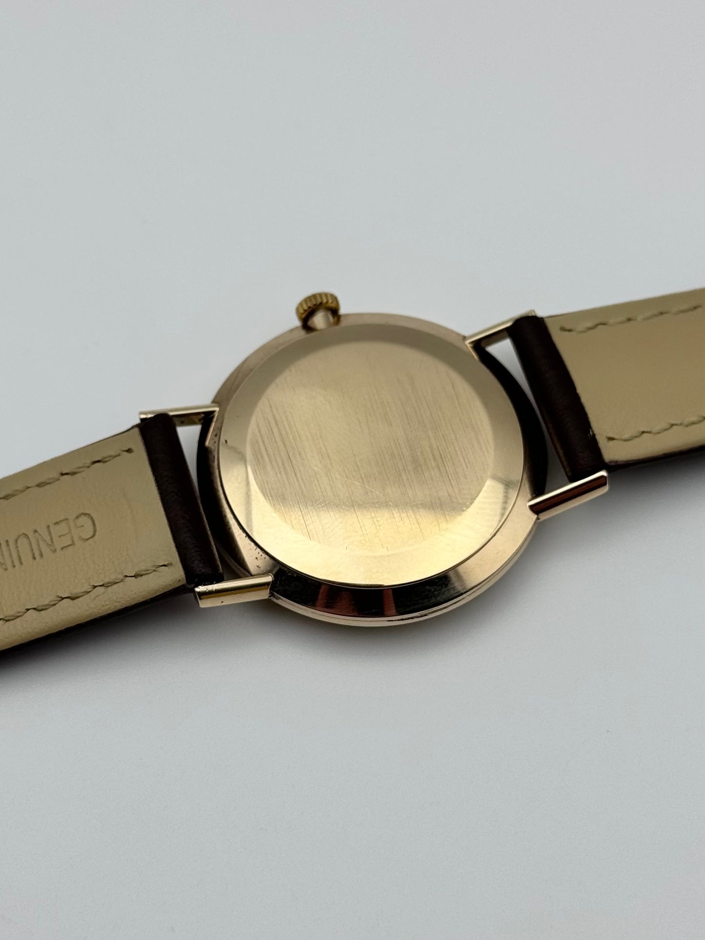 Omega Geneve Manual Wind 9ct Gold - 132.5017 - Original Box and Papers