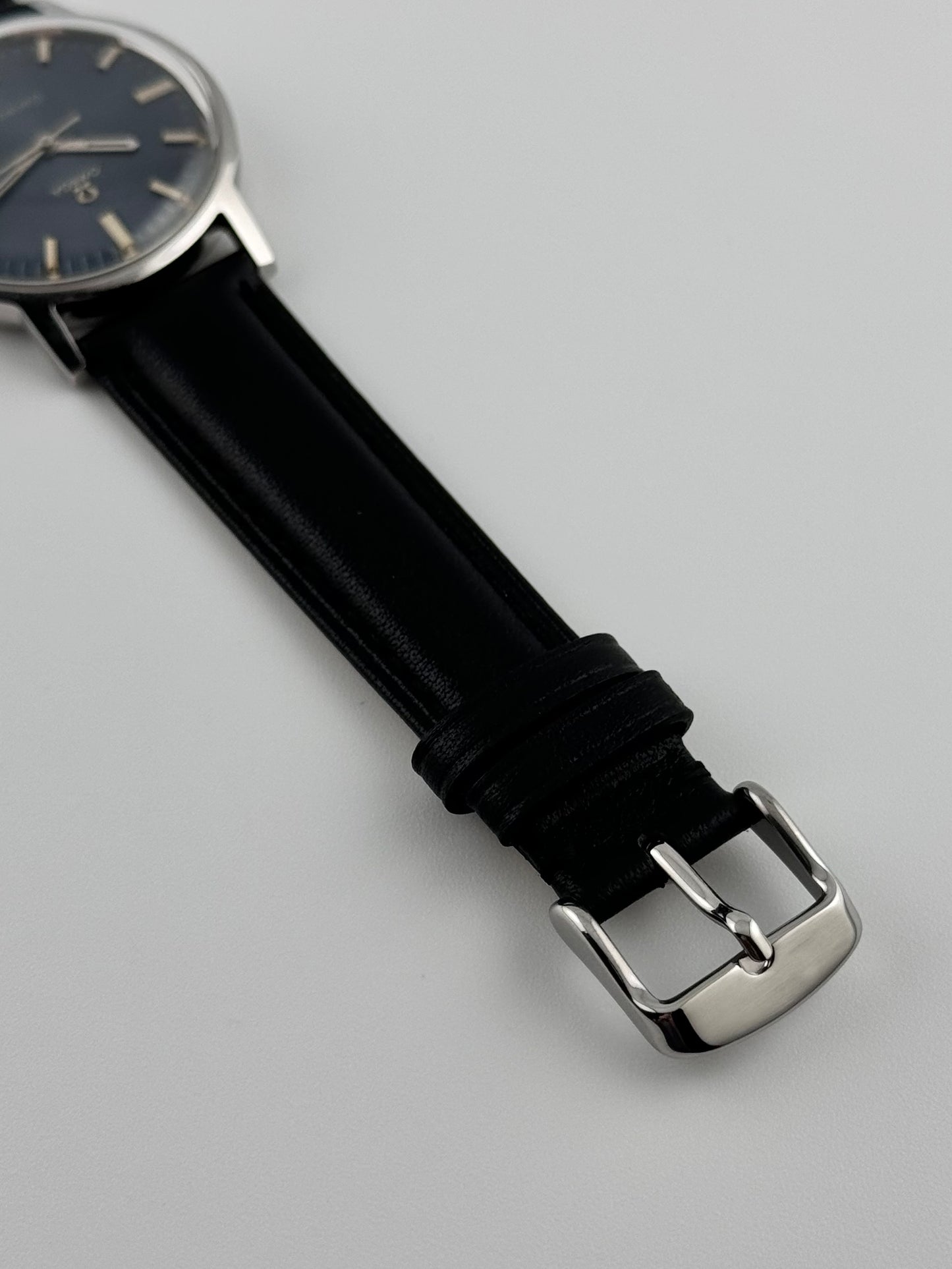 Omega Geneve Manual Wind - 135.070