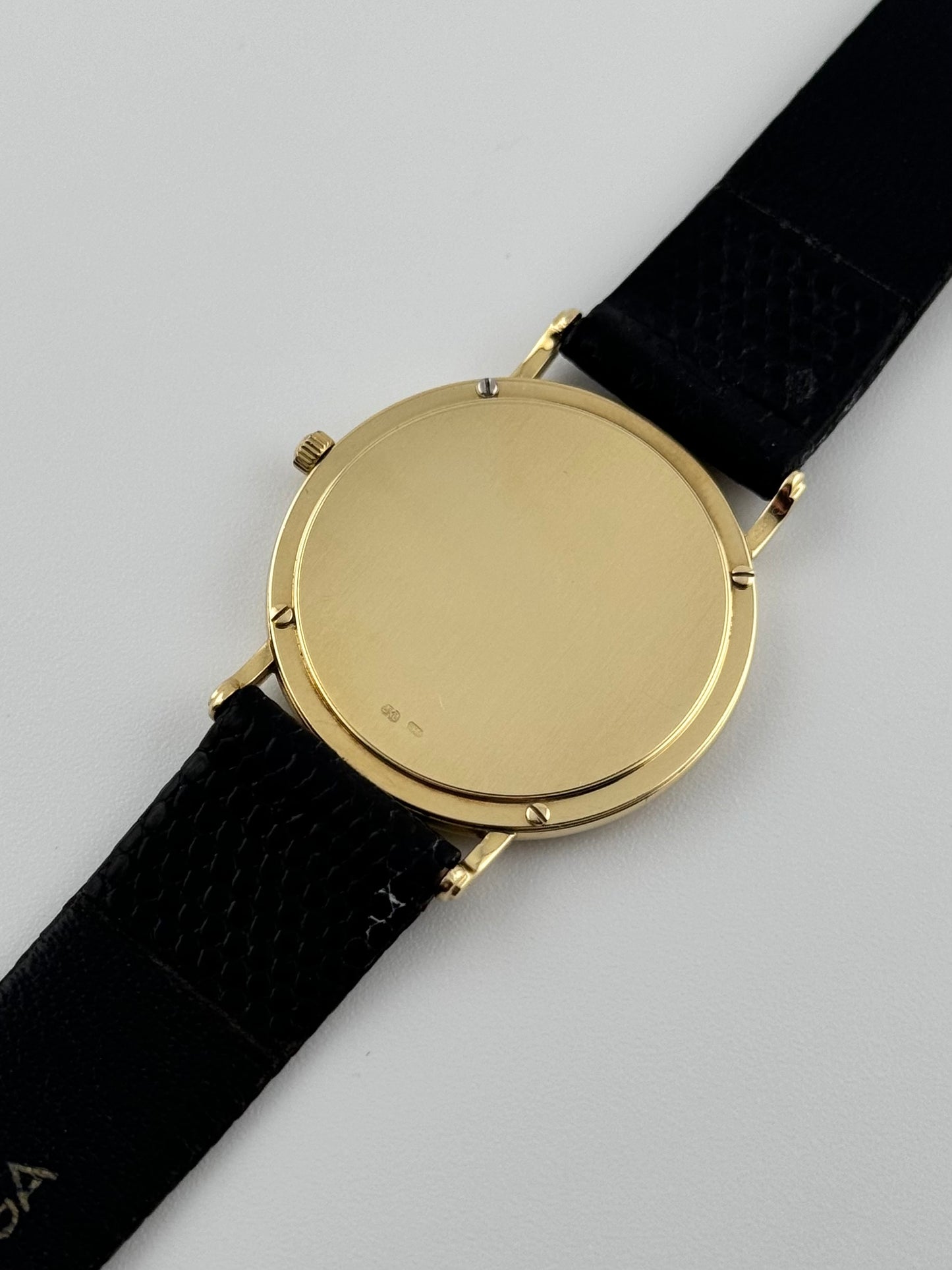 Omega De Ville Clasique Ultrathin Quartz 18ct Yellow Gold - 195.784