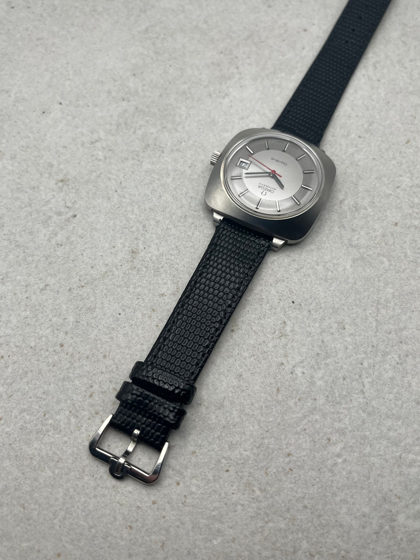 Omega Geneve Automatic Date Record Dial Extremely Rare New Old Stock Original box!