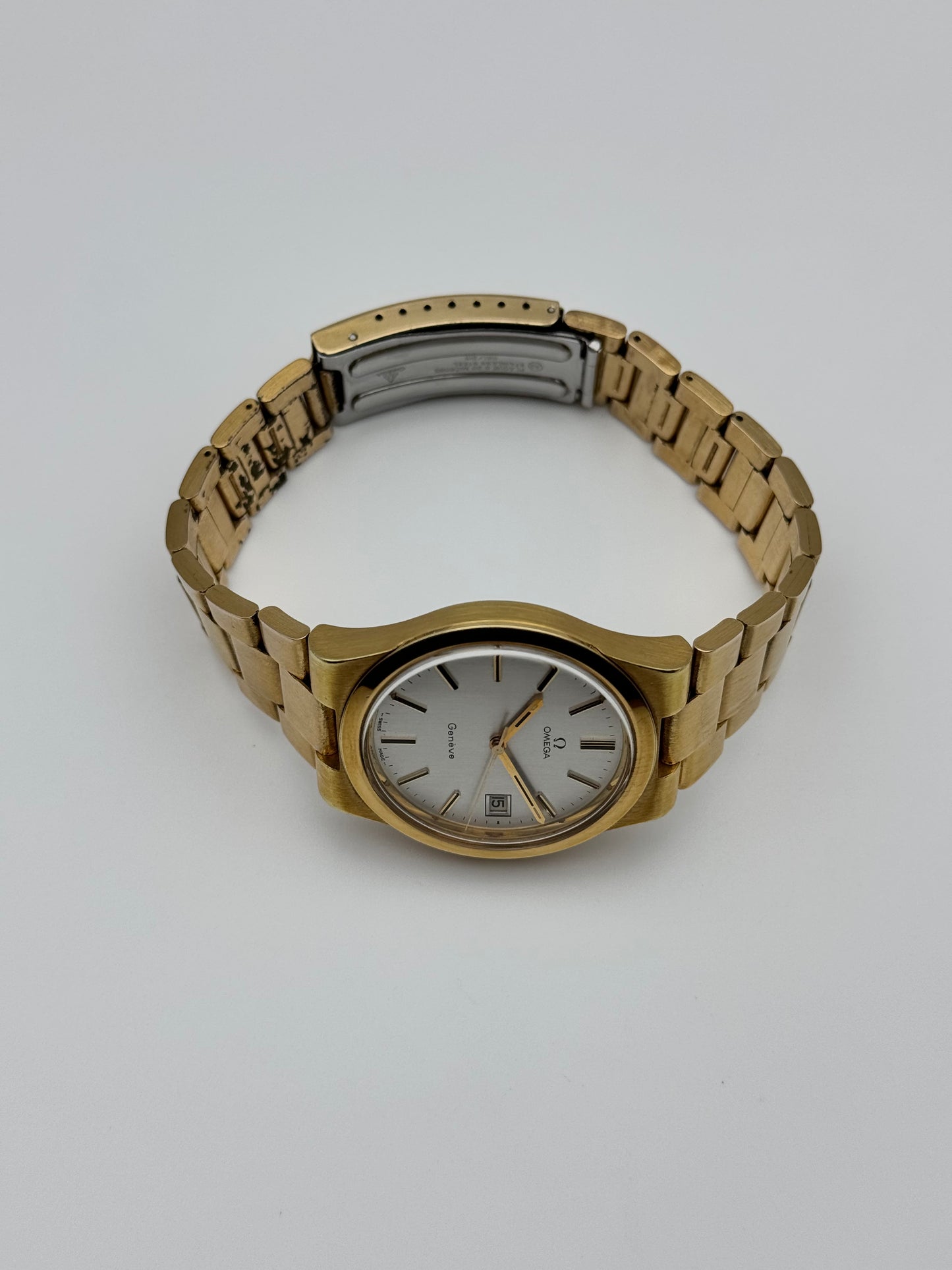 Omega Geneve Manual Wind Date 136.0103