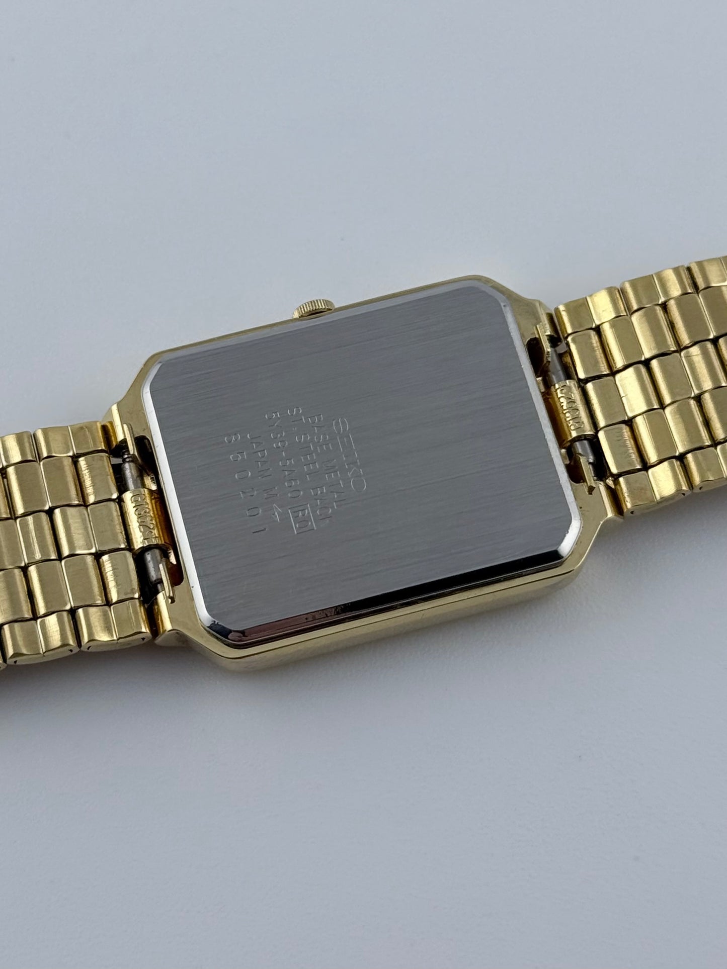 Seiko Tank Quartz 5Y39-5860 Date - Box & Papers