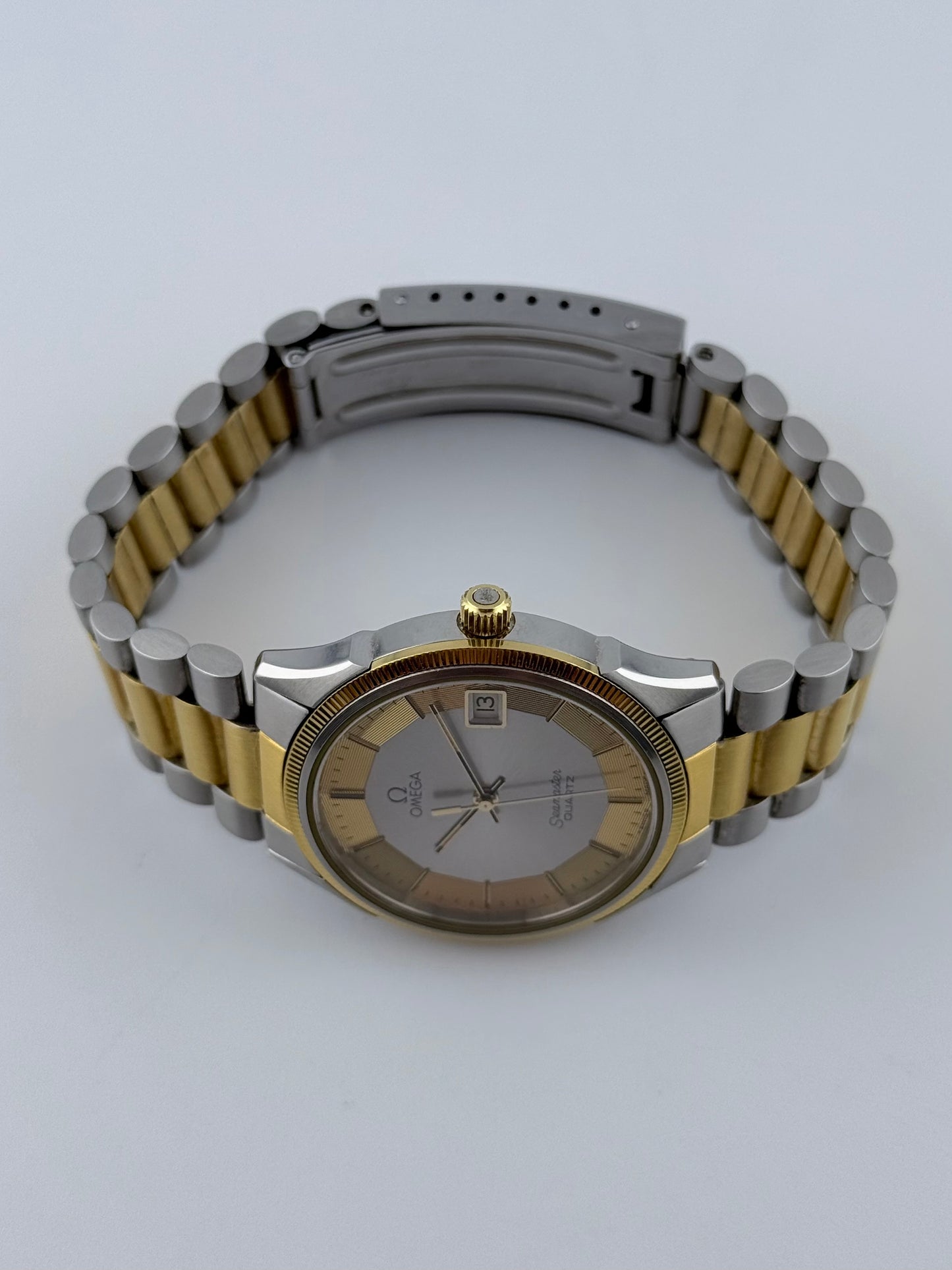 Omega Seamaster Quartz Date - 196.0189 - Rare Pie-Pan Dial