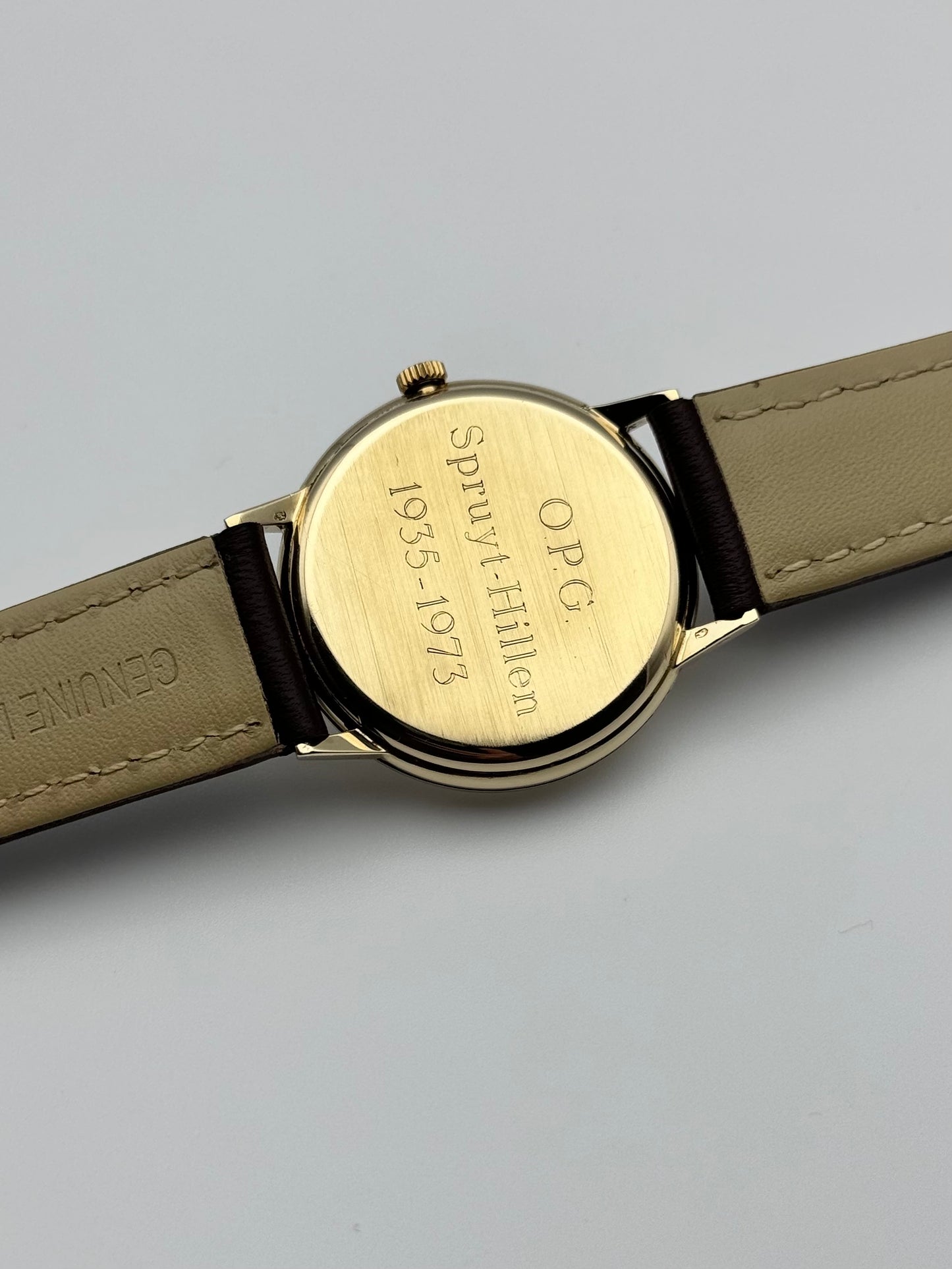 Omega Automatic 14ct Solid Gold - 131.041 - Box and Papers