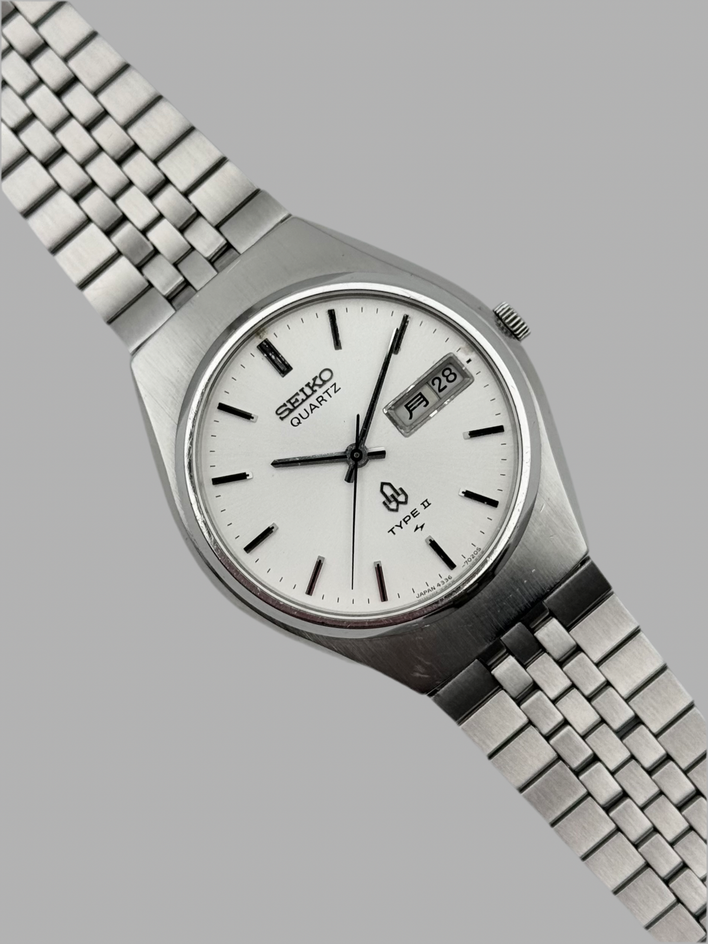 Seiko Type II Quartz Day-Date 4336-7010 JDM