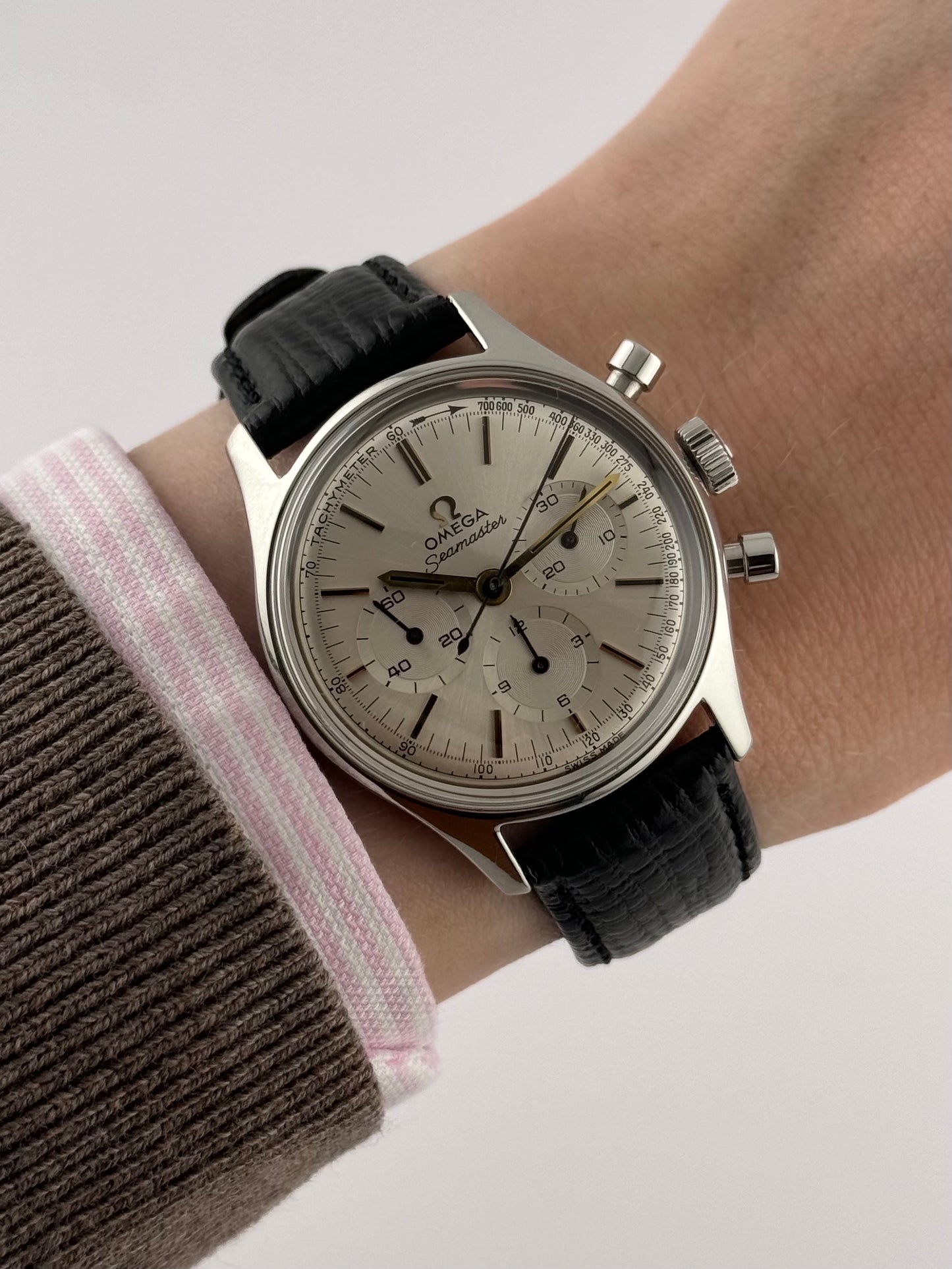 Omega Seamaster Chronograph - Extraordinarily Rare - Museum Grade - Mint Condition - Ref: 2451
