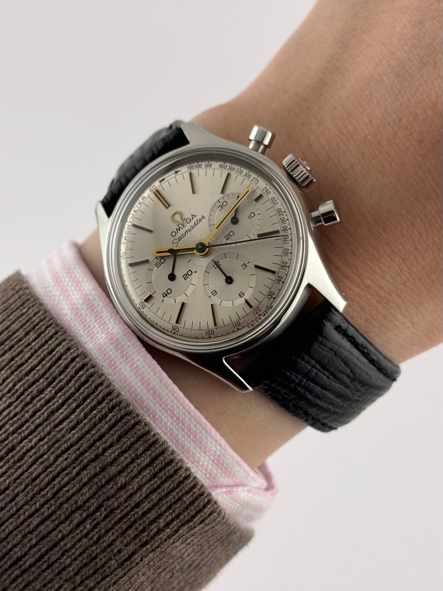 Omega Seamaster Chronograph - Extraordinarily Rare - Museum Grade - Mint Condition - Ref: 2451