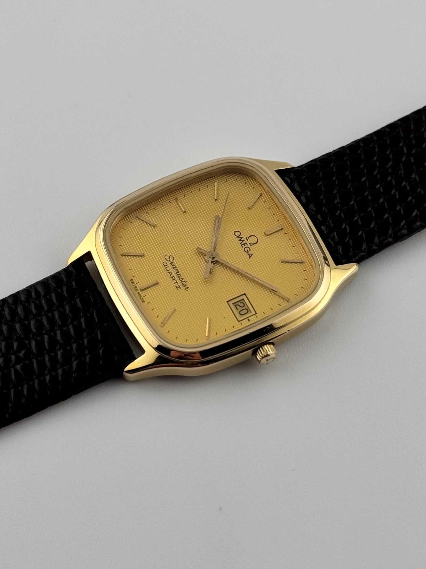 Omega Seamaster Quartz Date - 396.0934.1