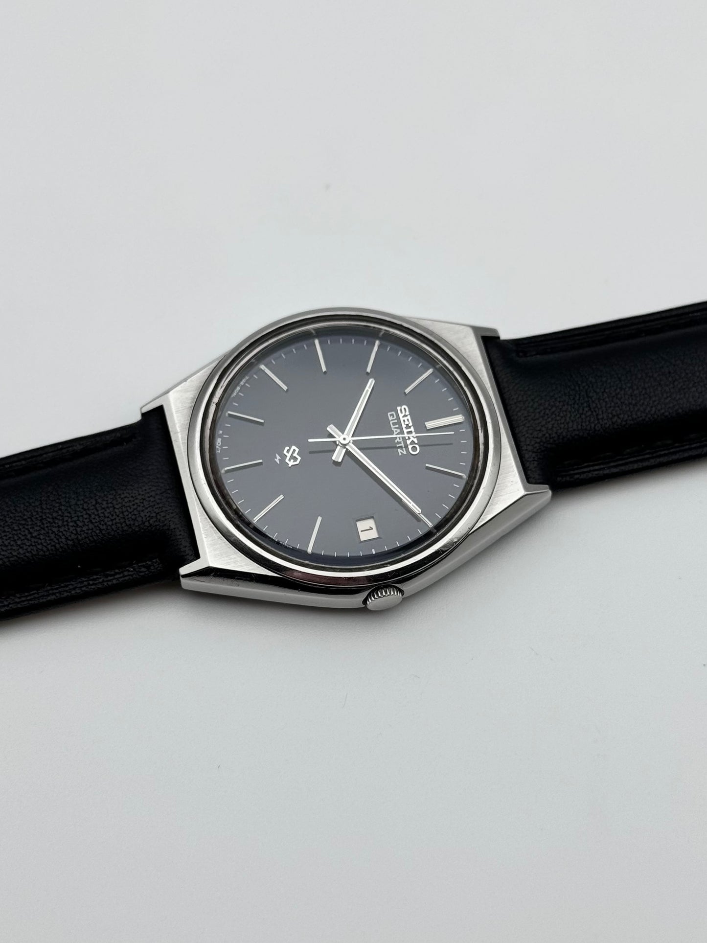 Seiko SQ Quartz 7122-8030-P