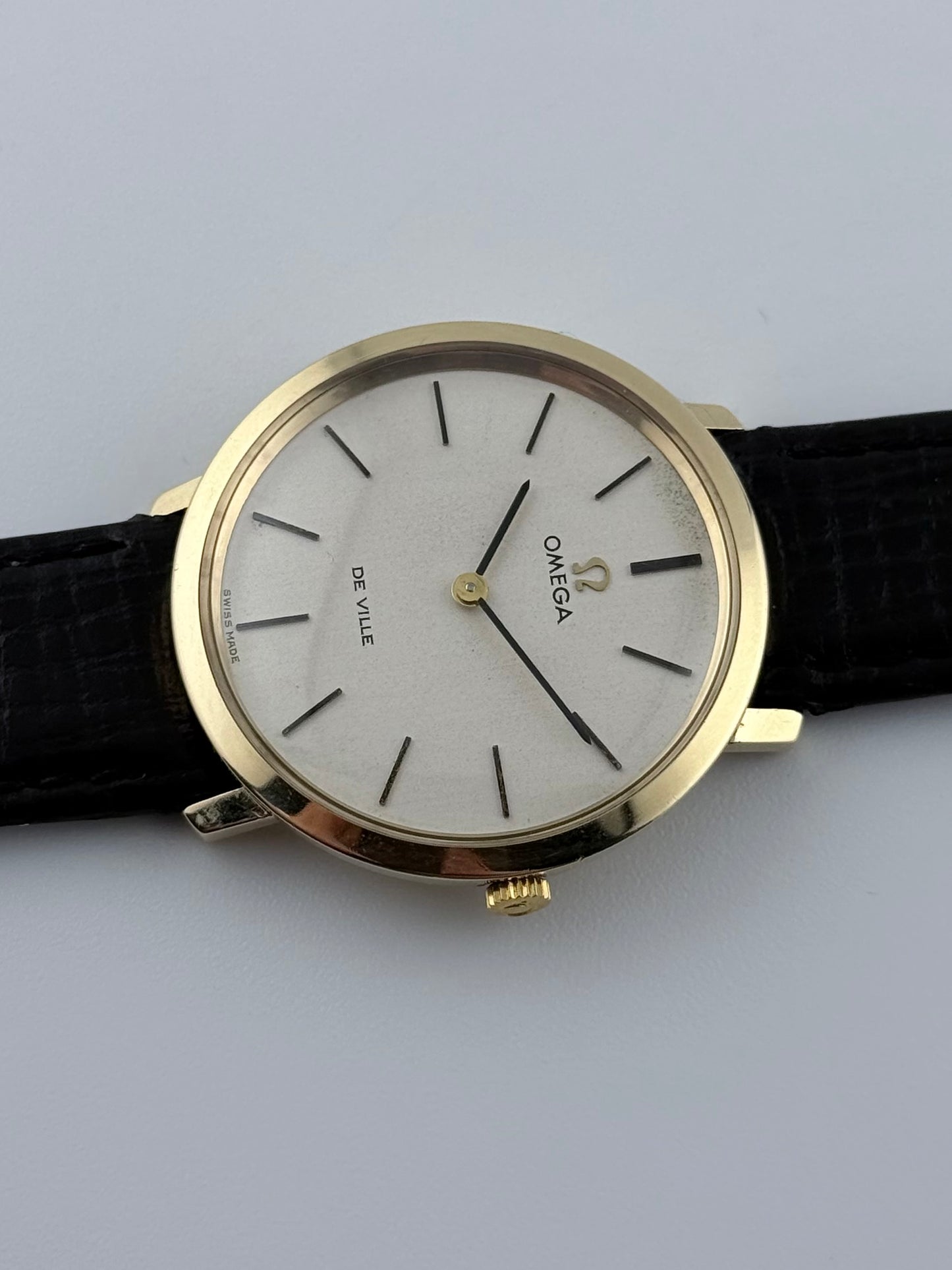 Omega De Ville Manual Wind 9ct Gold - 111.077 - Original Strap & Buckle