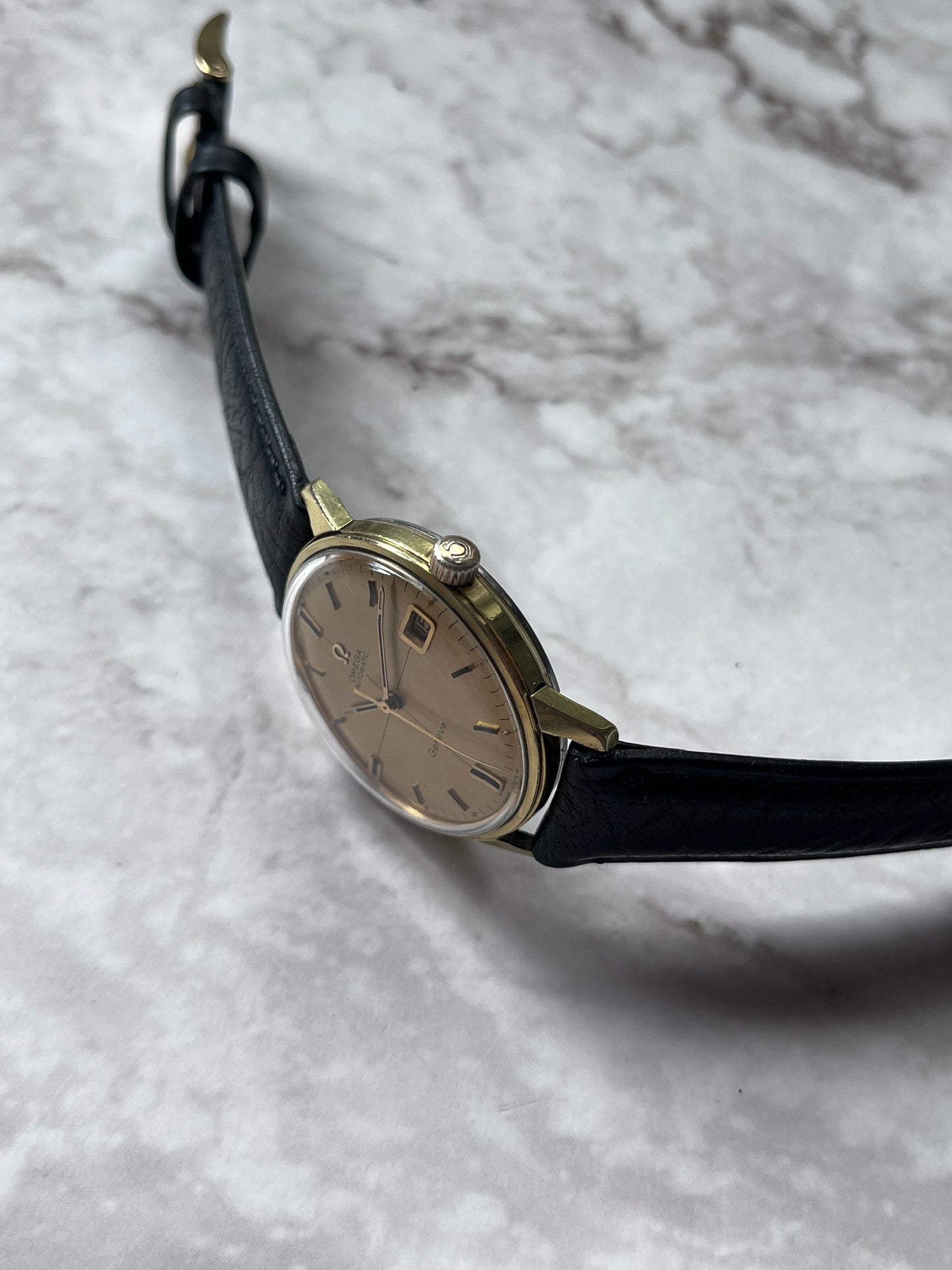 Omega Geneve Automatic Cross Hair Date 166.037