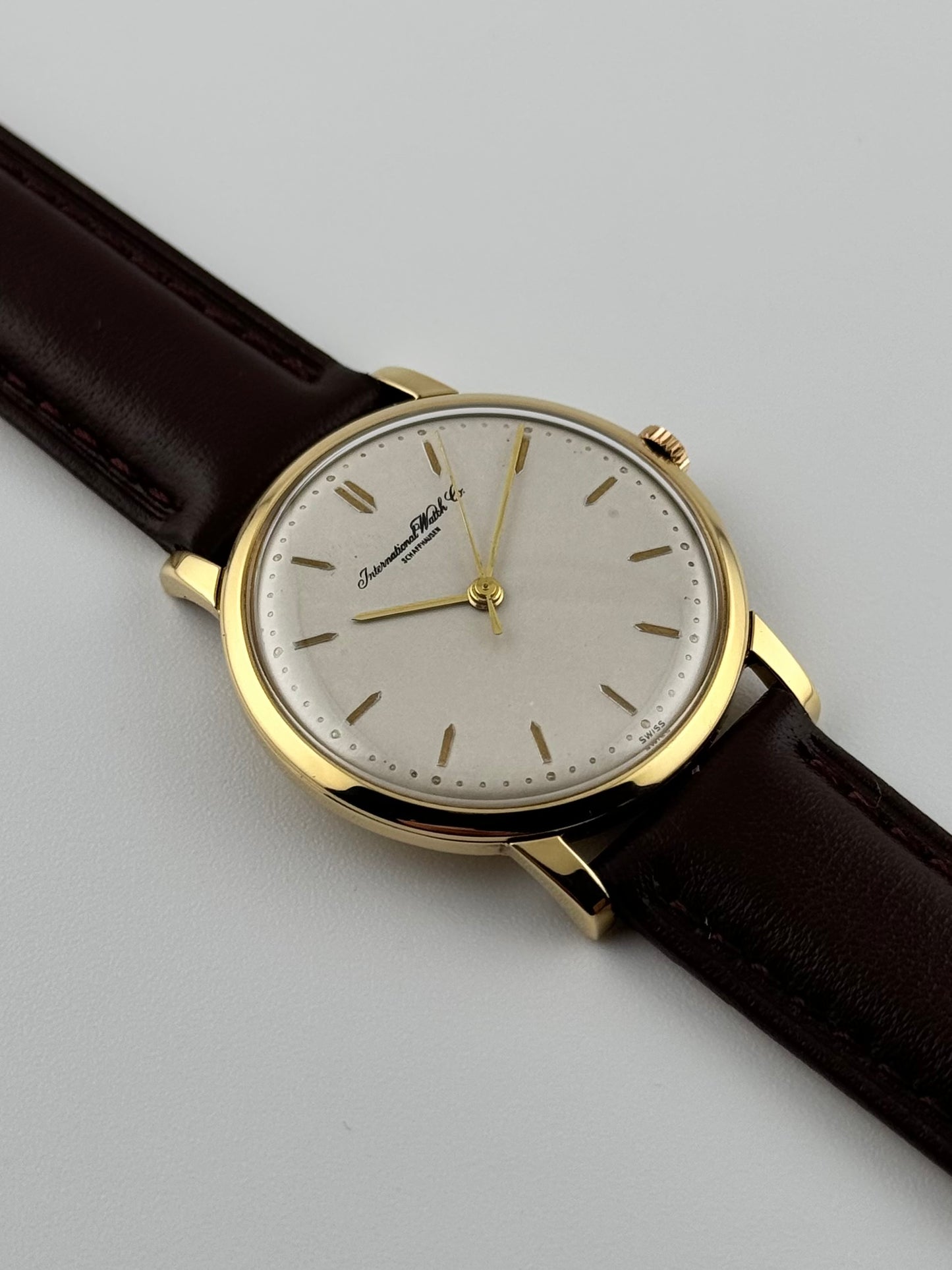 IWC Shaffhausen Manual Wind 18ct Gold - 1949