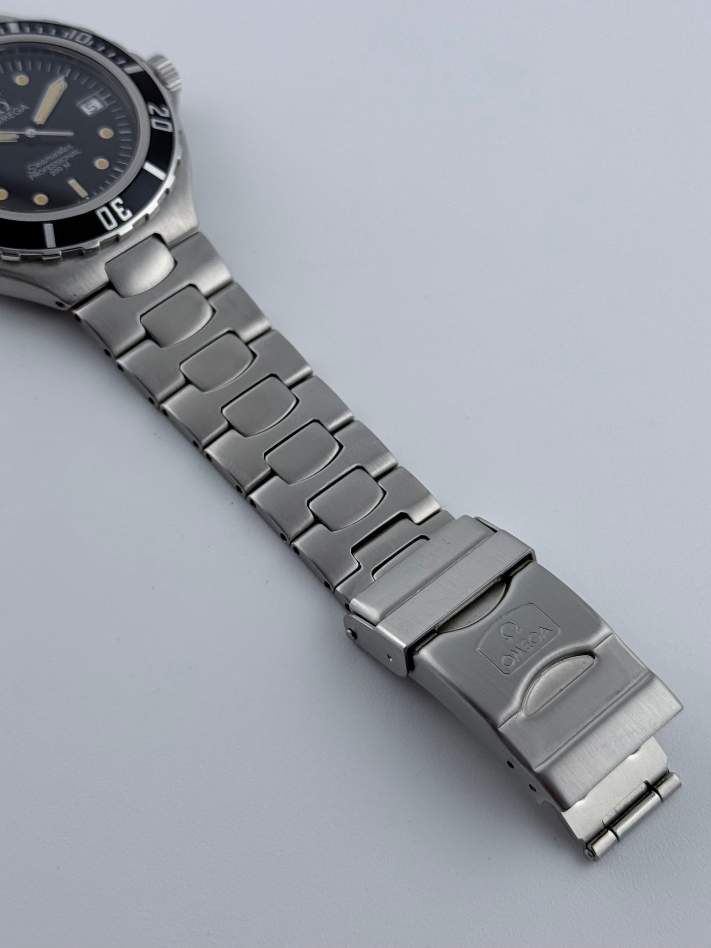 Omega Seamaster Professional 200m Quartz Pre Bond - 396.1062