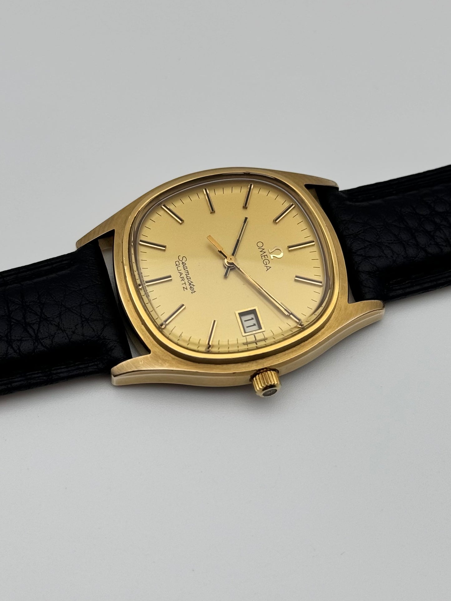 Omega Seamaster Quartz Date - 196.0150