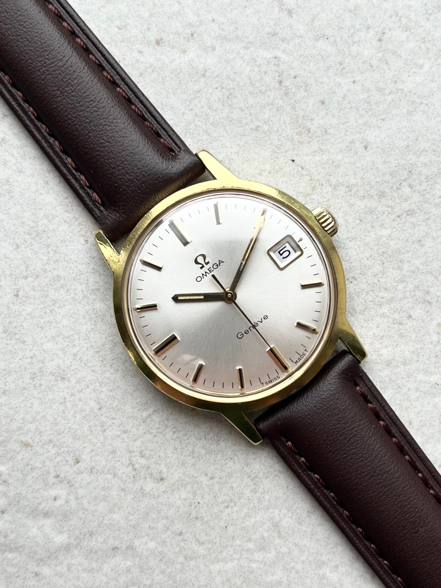 Omega Geneve Manual Wind Date 136.070