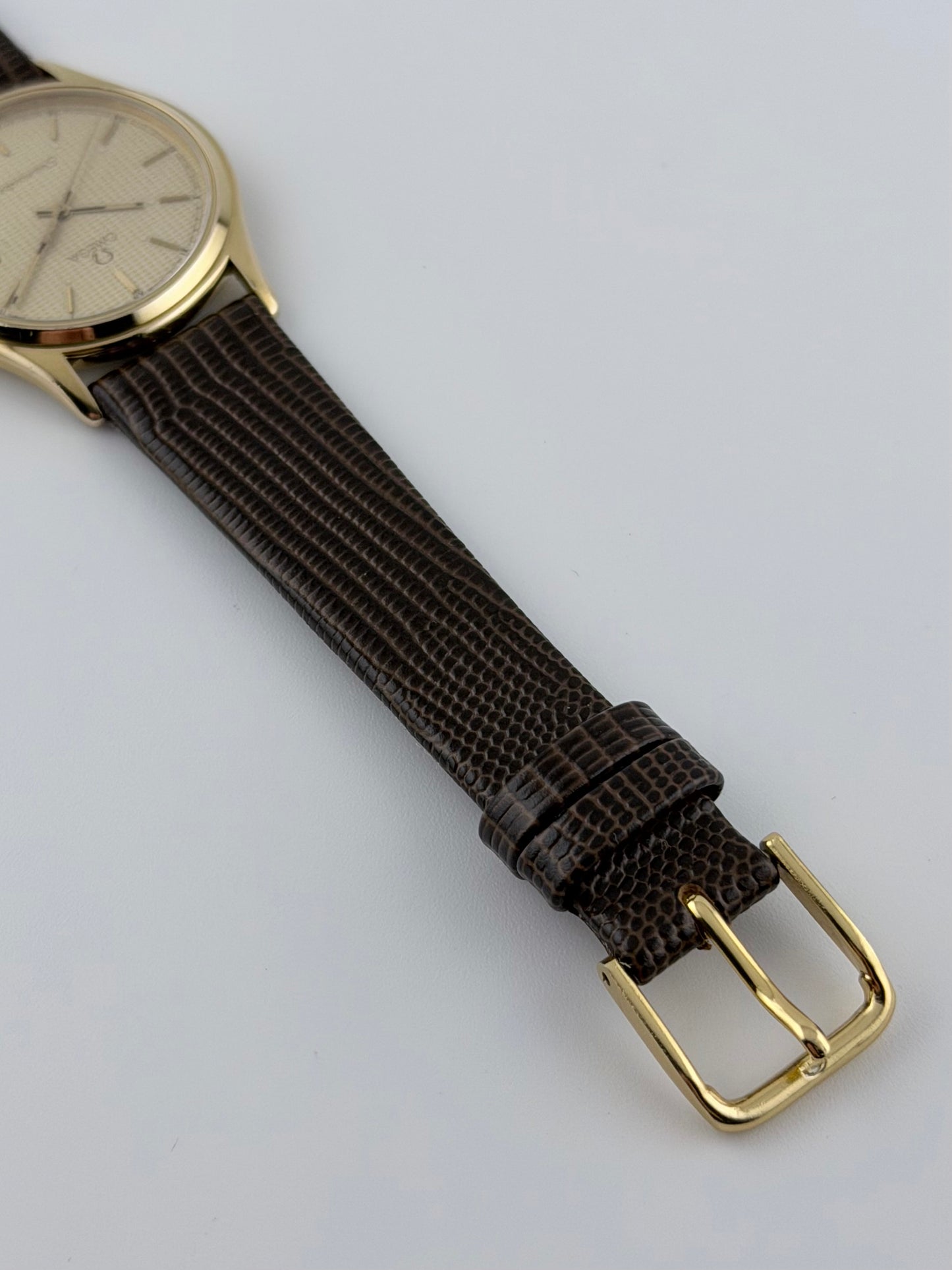 Omega Seamaster Quartz Date 196.0251 - Textured Dial
