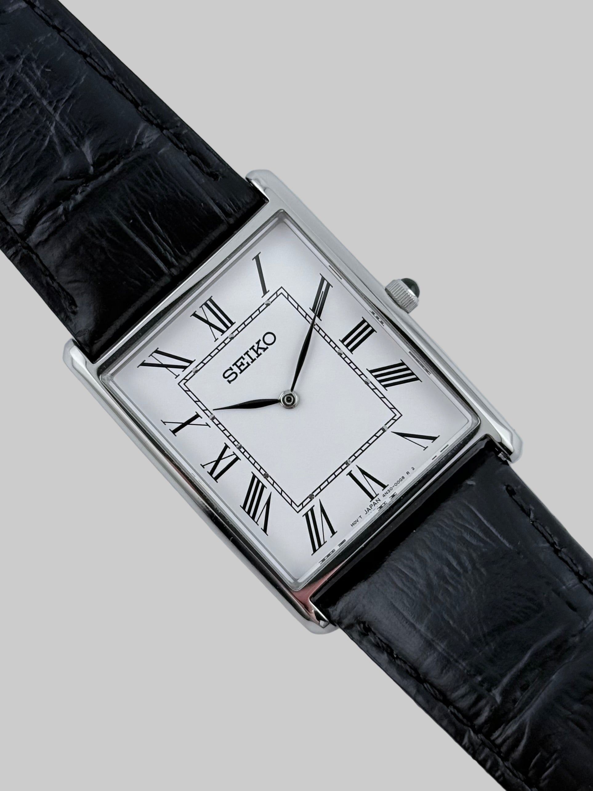 Seiko Tank Quartz - 4N30-00G0 With Box and Hang Tag – The Wrist