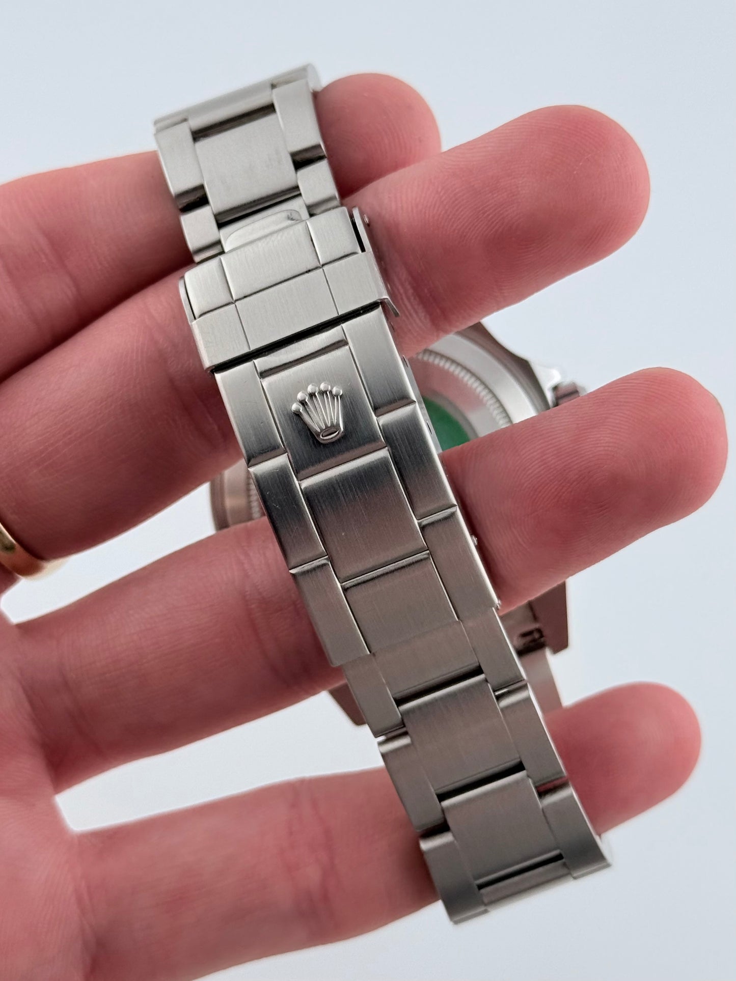 Rolex Oyster Perpetual Submariner Date - 16610 - Extremely Clean Condition