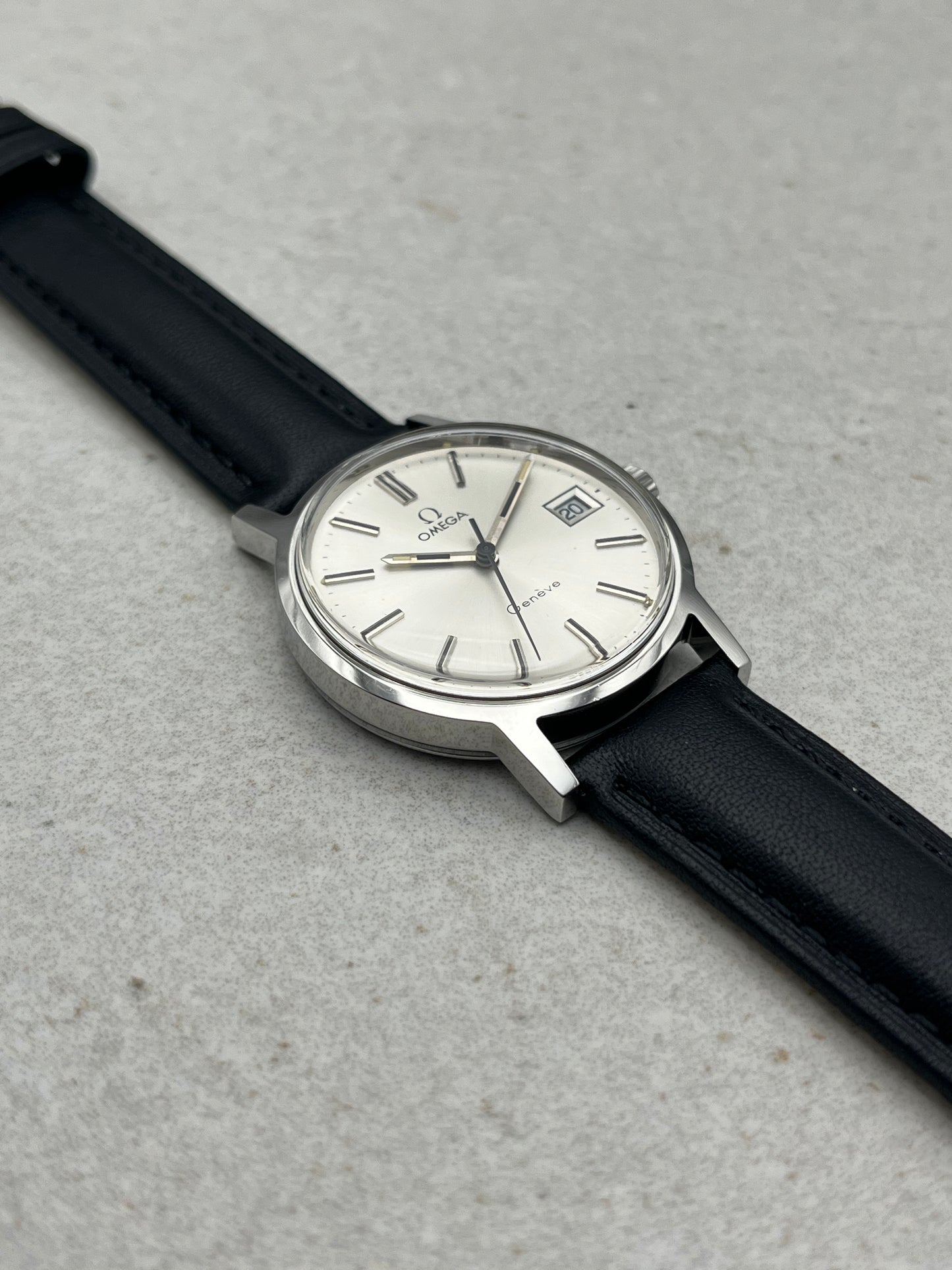 Omega Geneve Manual Date 136.0098