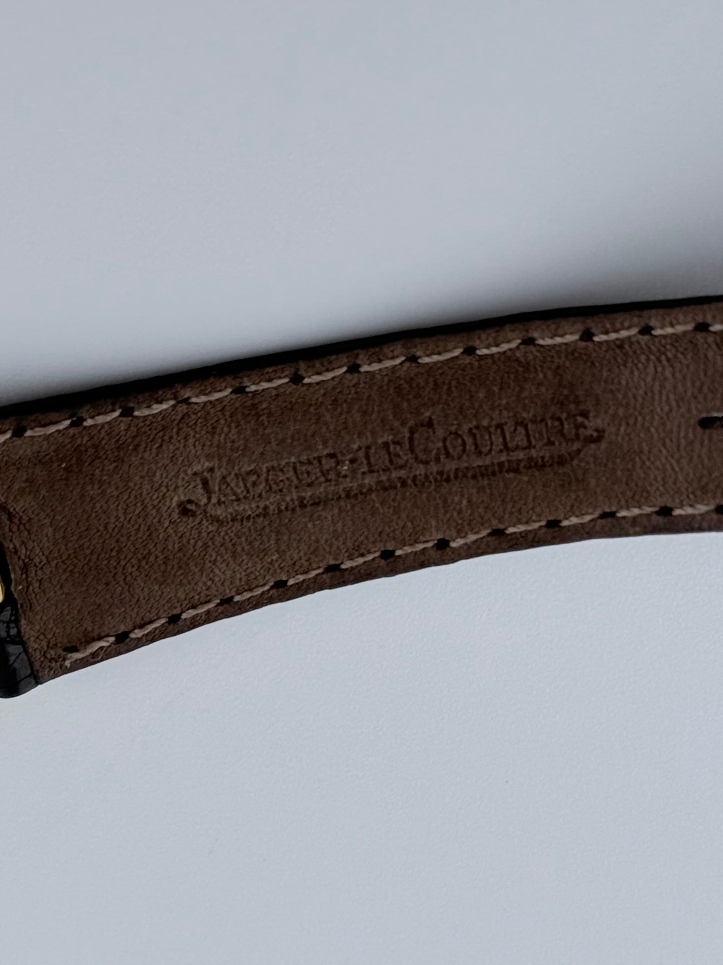 Jaeger LeCoultre Quartz 18ct Solid Gold - Original Strap & Buckle