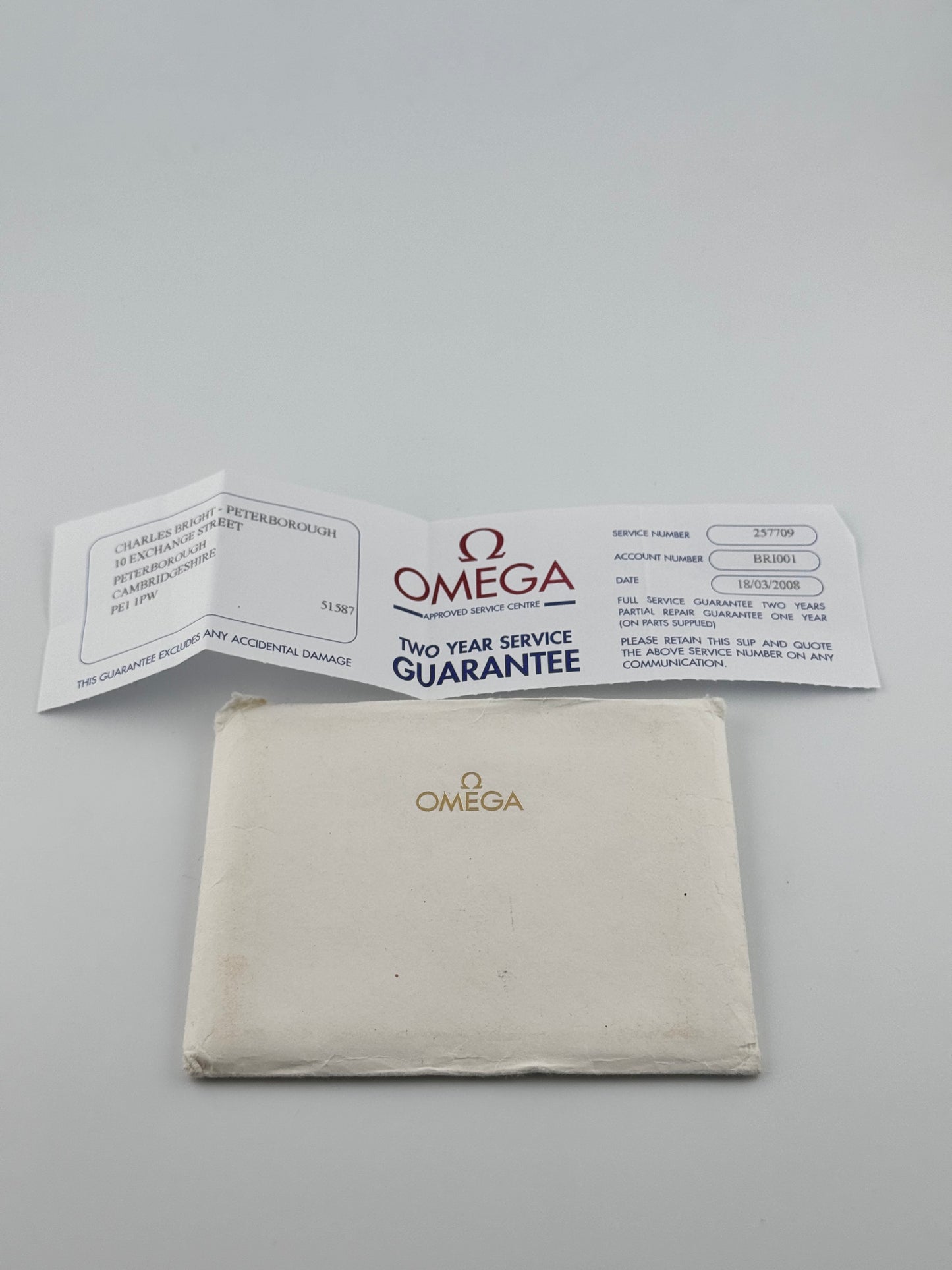 Omega Constellation Chronometer Automatic Date 168.017 - Box and Papers