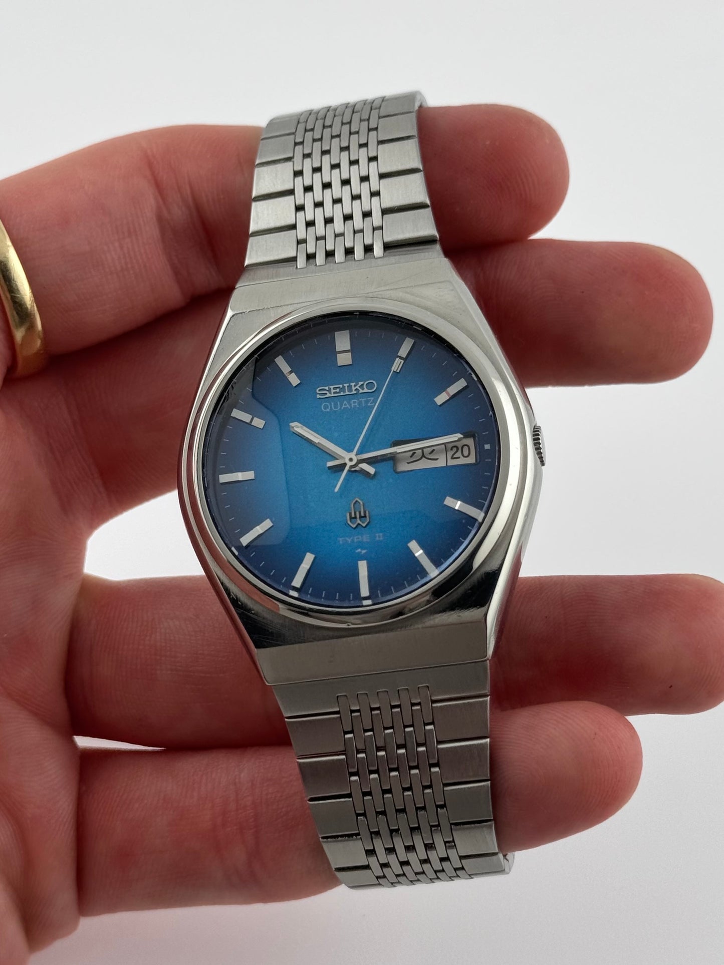 Seiko Type II Quartz - JDM - Gradient Blue - Faceted Crystal