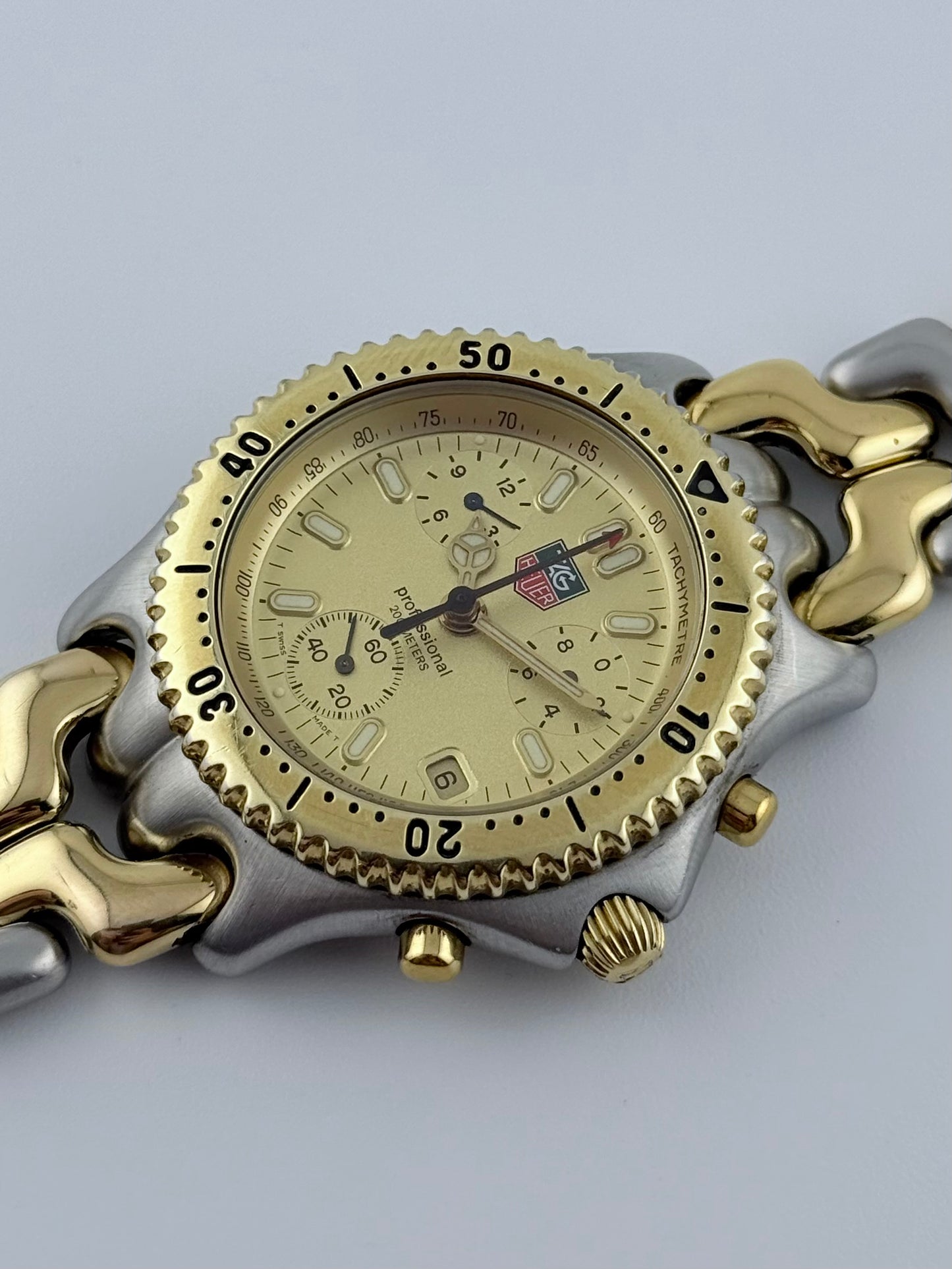 Tag Heuer Professional 200m Chronograph - CG1121-0