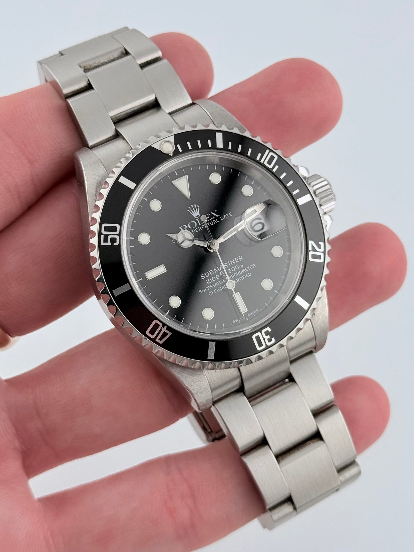 Rolex Oyster Perpetual Submariner Date - 16610 - Extremely Clean Condition