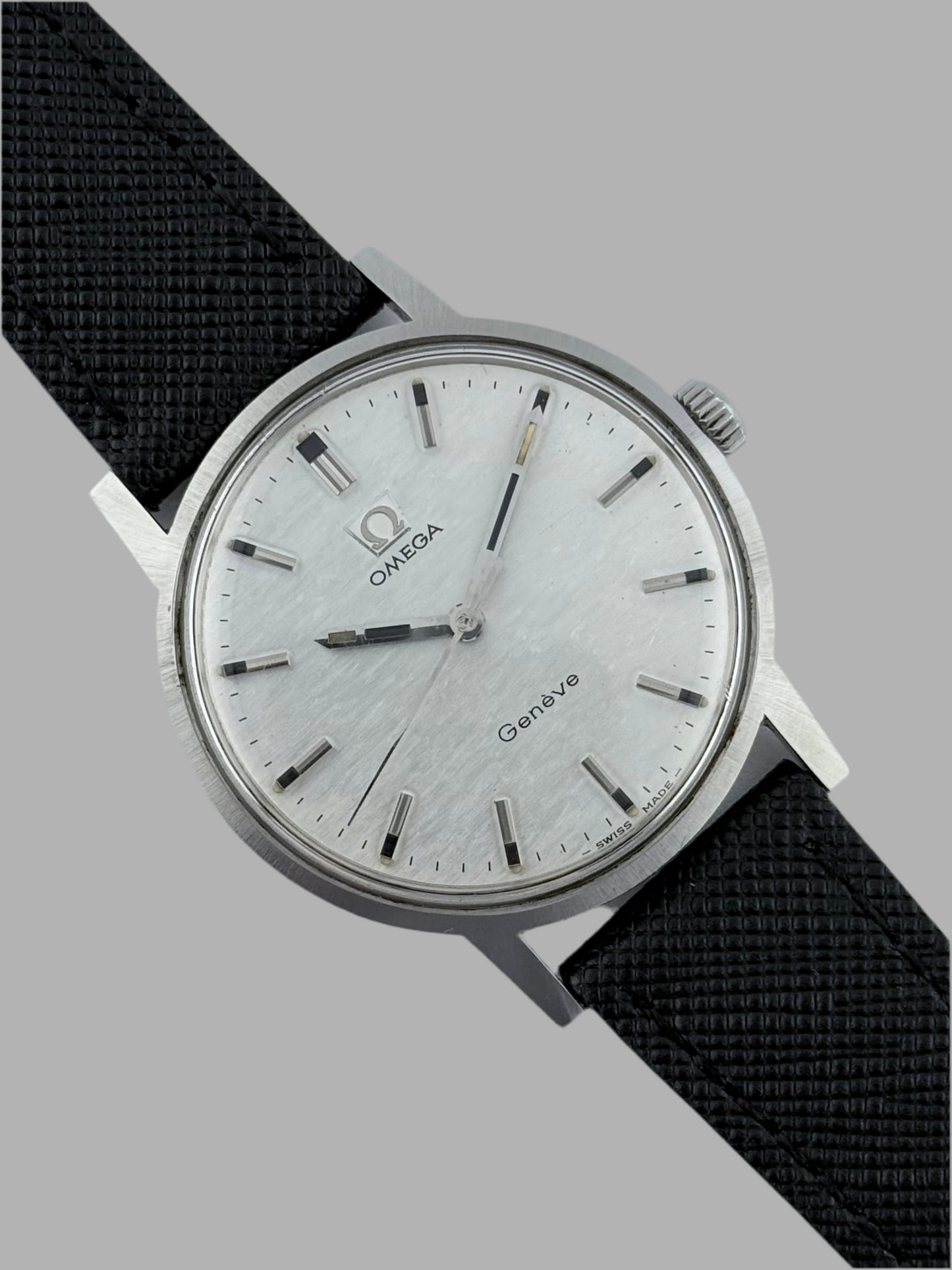 Omega Geneve Manual Wind 135.070 - Shantung Dial