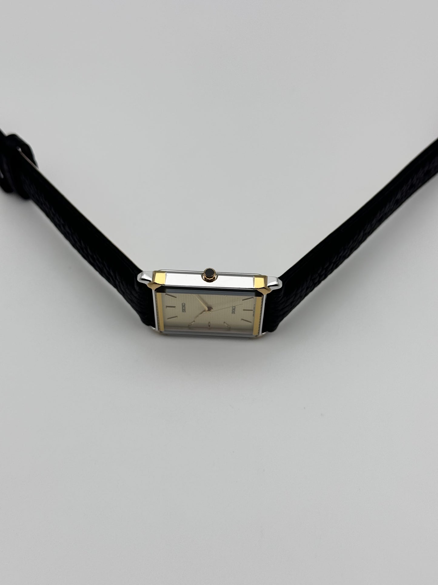 Seiko Dolce Tank Quartz 5E31-5B90 - Faceted Crystal