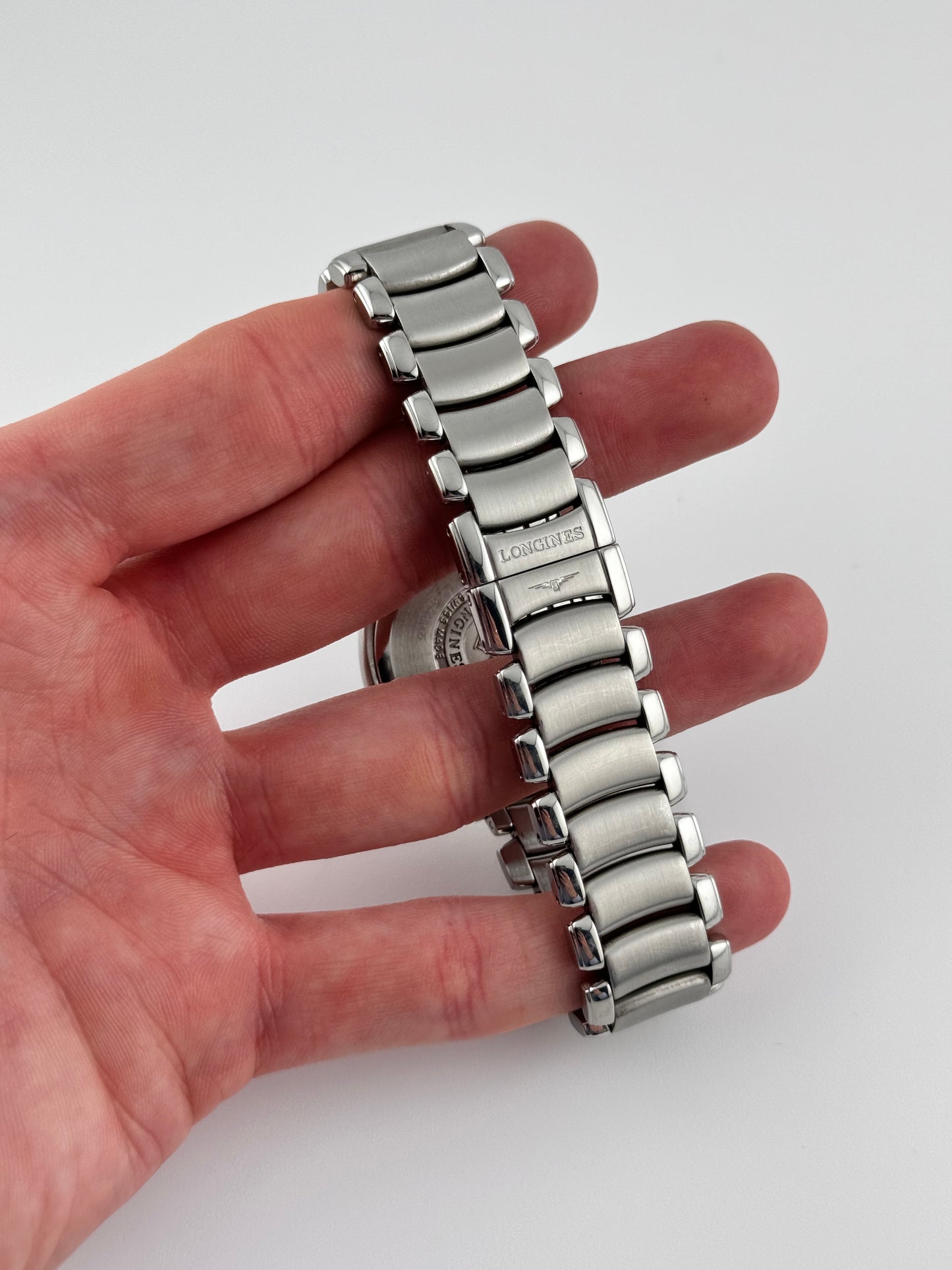 Longines Quartz Date L5.659.4 - Original Box and Booklet